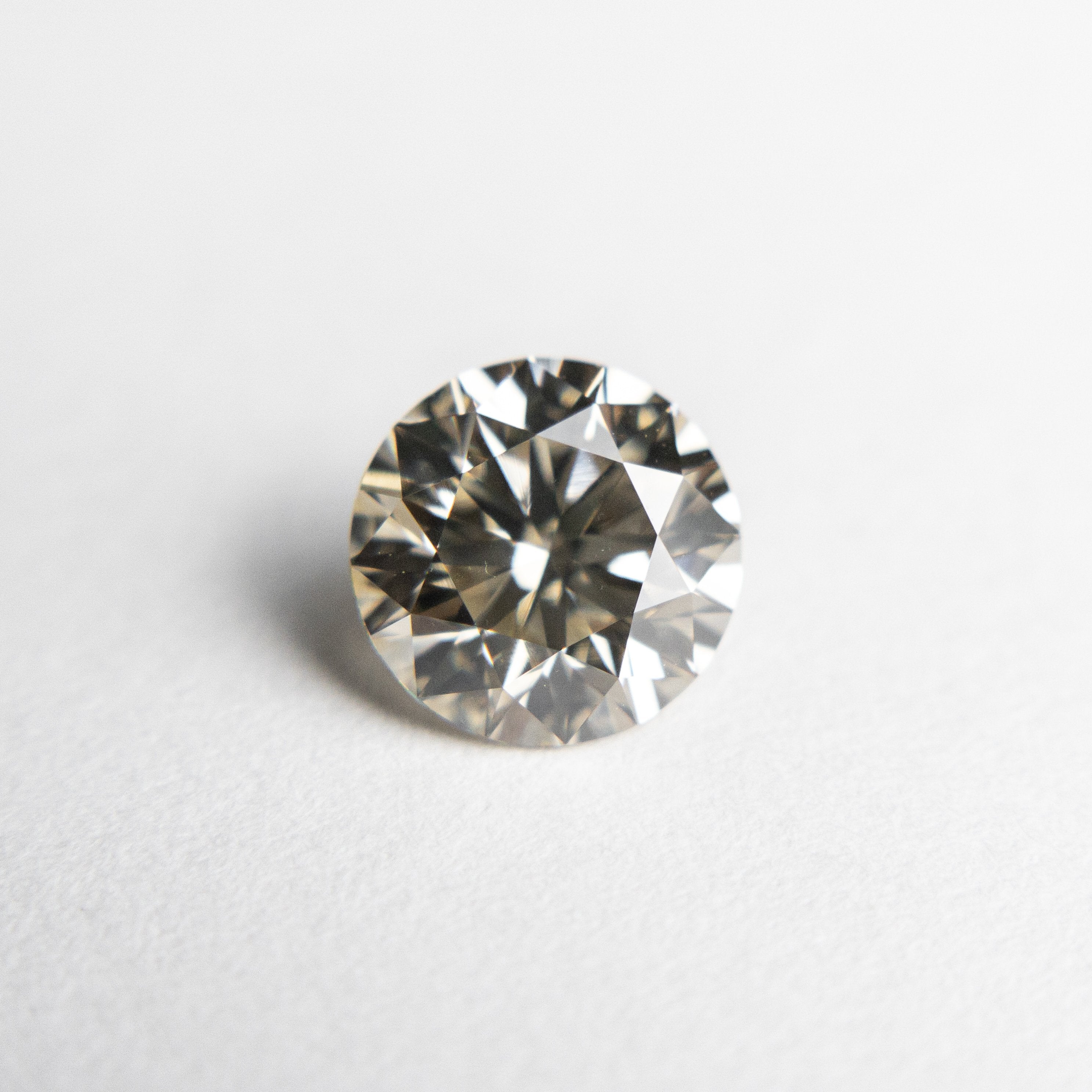 1.09ct 6.57x6.53x4.10mm VS Champagne Round Brilliant 18438-02