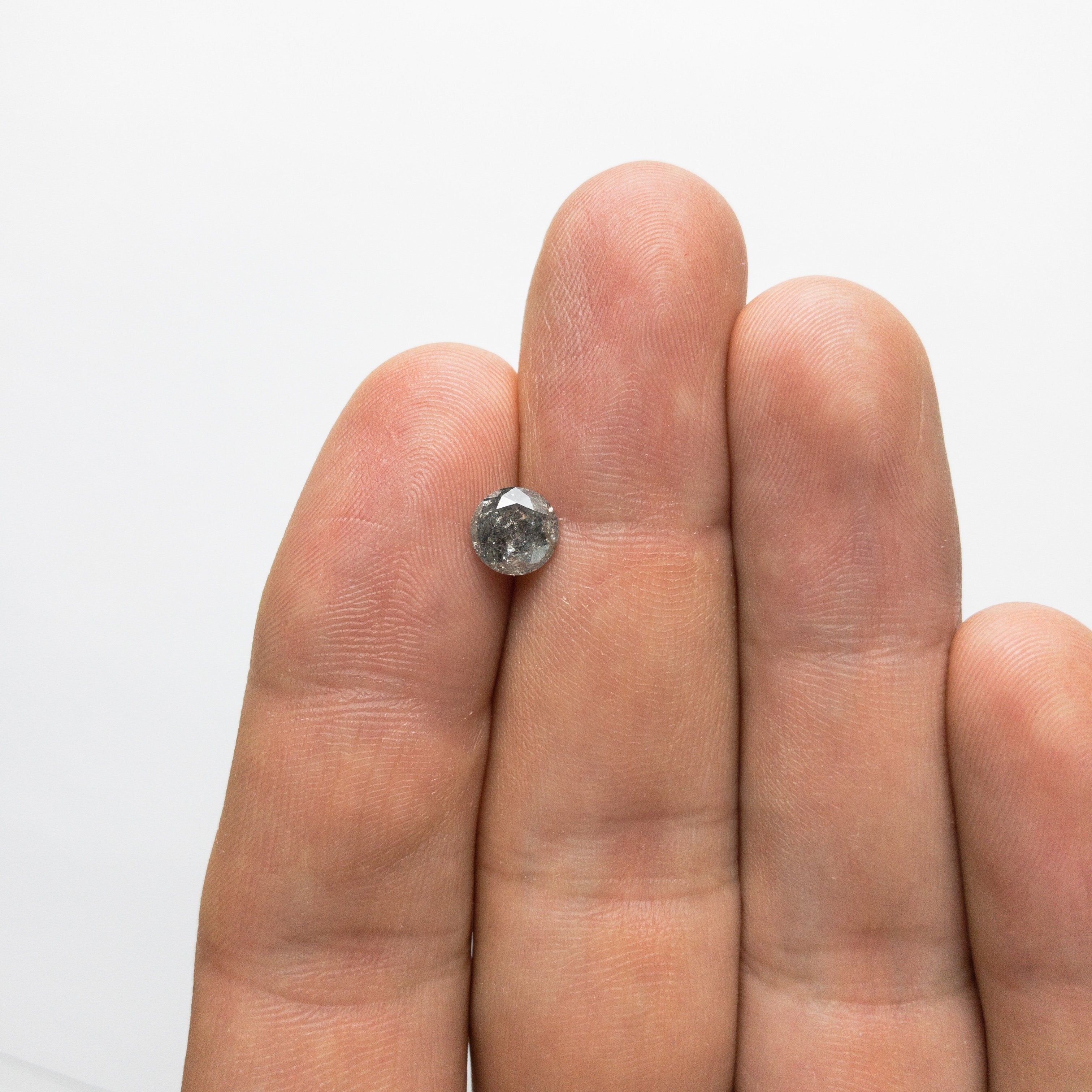1.17ct 6.53x6.51x4.18mm Round Brilliant 18447-07 Hold D1840
