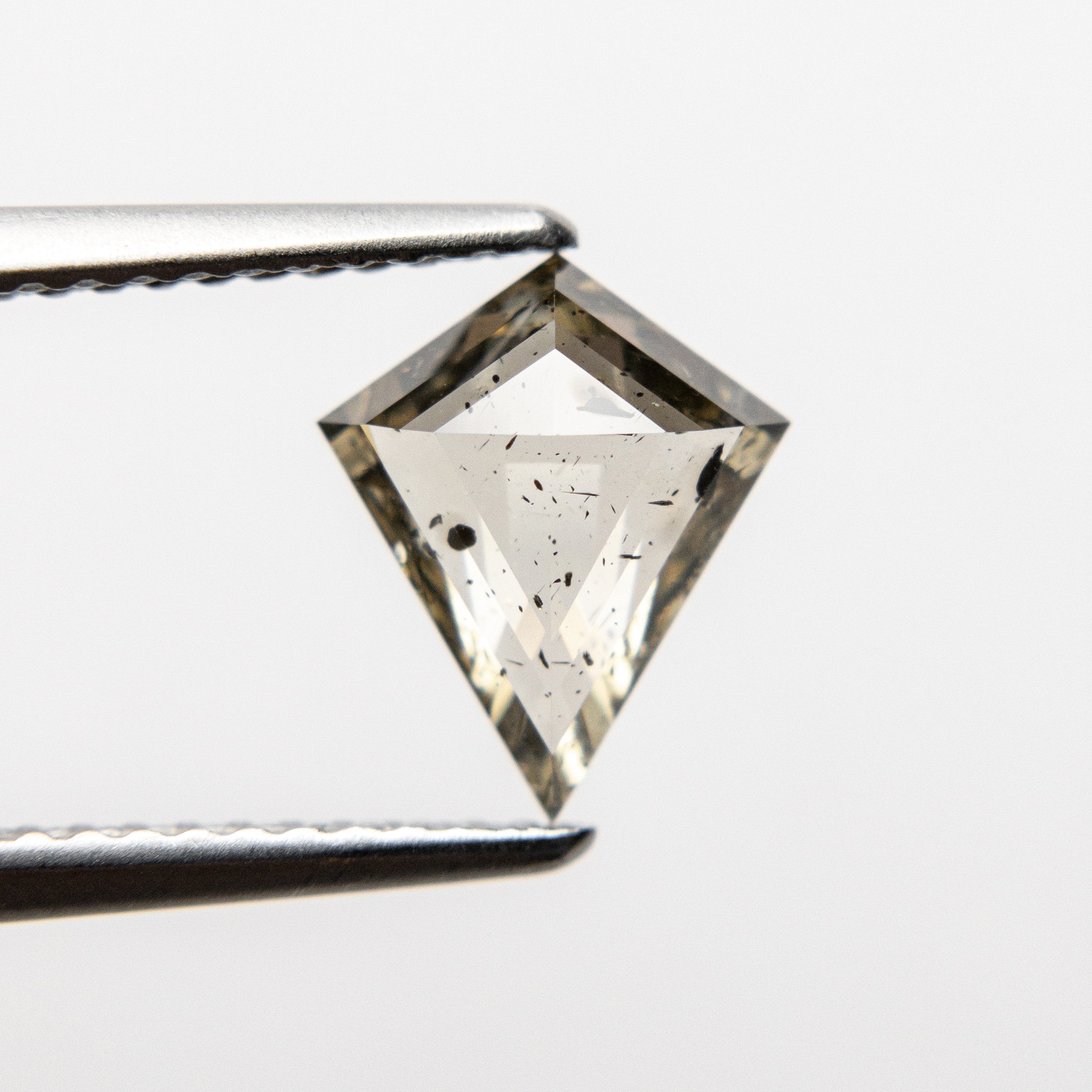 0.98ct 9.54x7.90x2.53mm Kite Rosecut 18456-04 HOLD D1641
