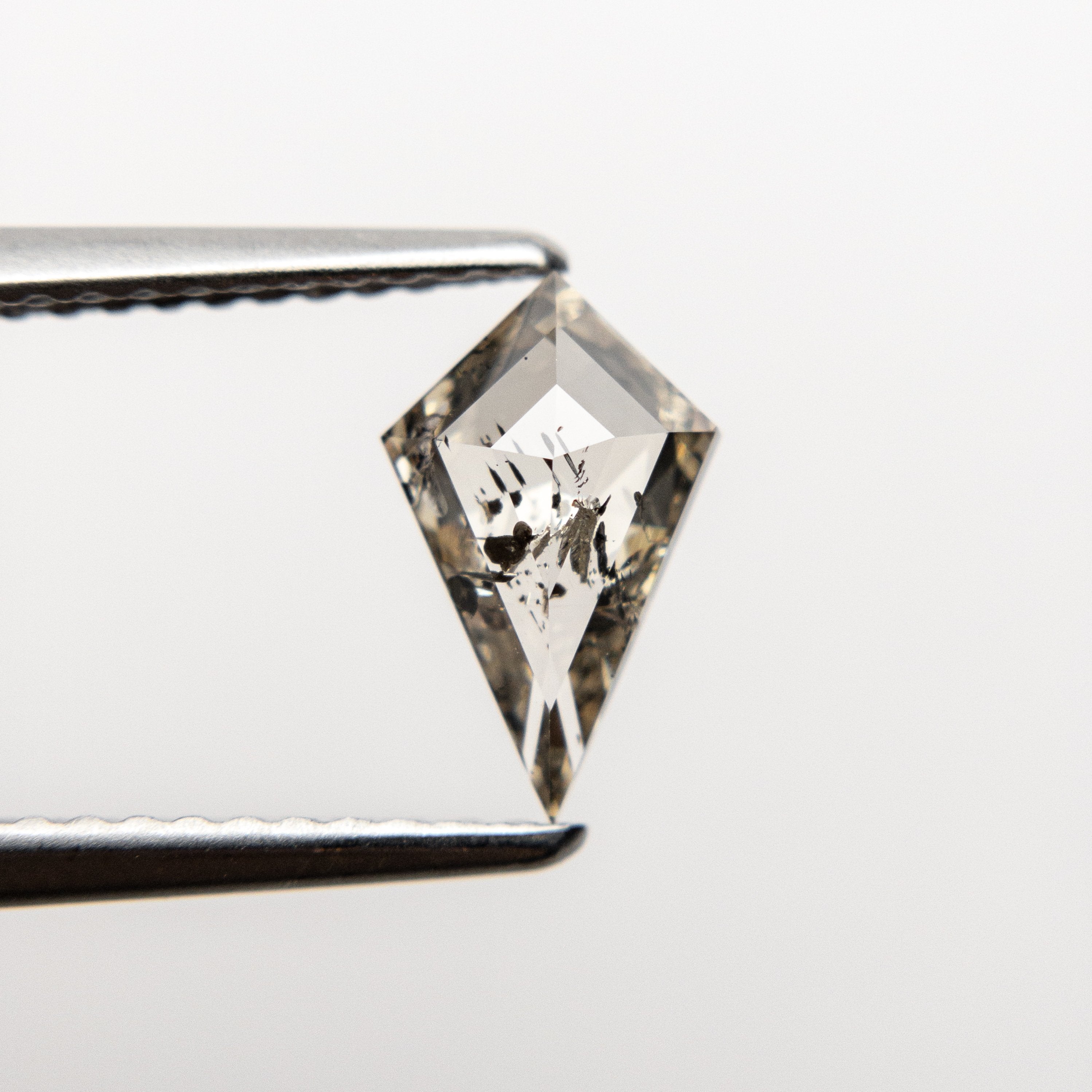 0.89ct 9.43x5.81x2.82mm Kite Rosecut 18456-08