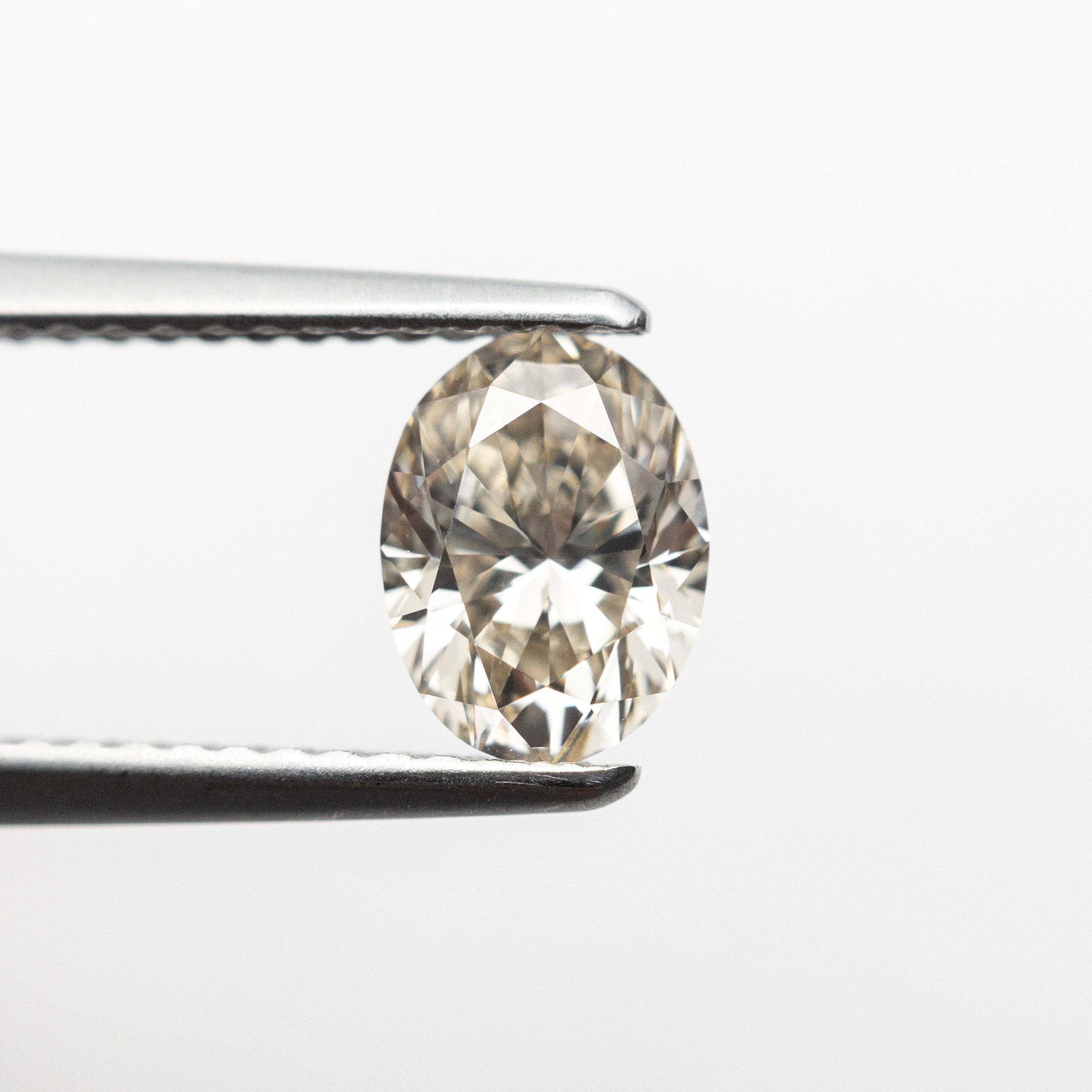 1.00ct 7.39x5.56x3.66mm VS2 Champagne Oval Brilliant 18461-01