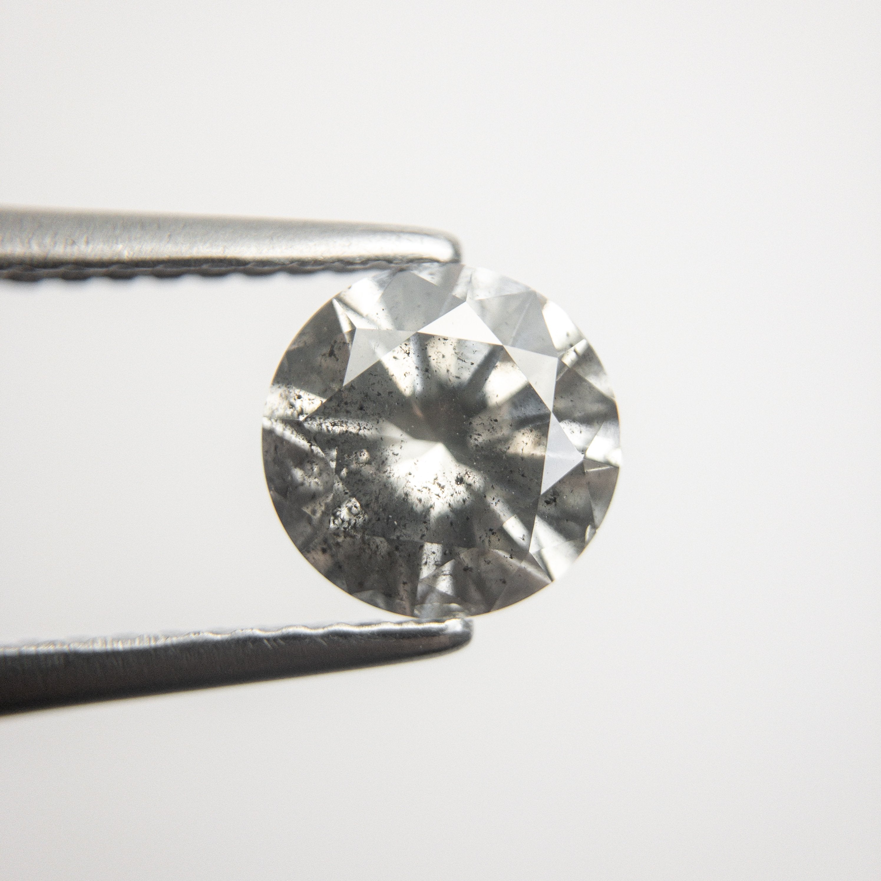 1.23ct 6.86x6.92x4.16mm Round Brilliant 18480-03
