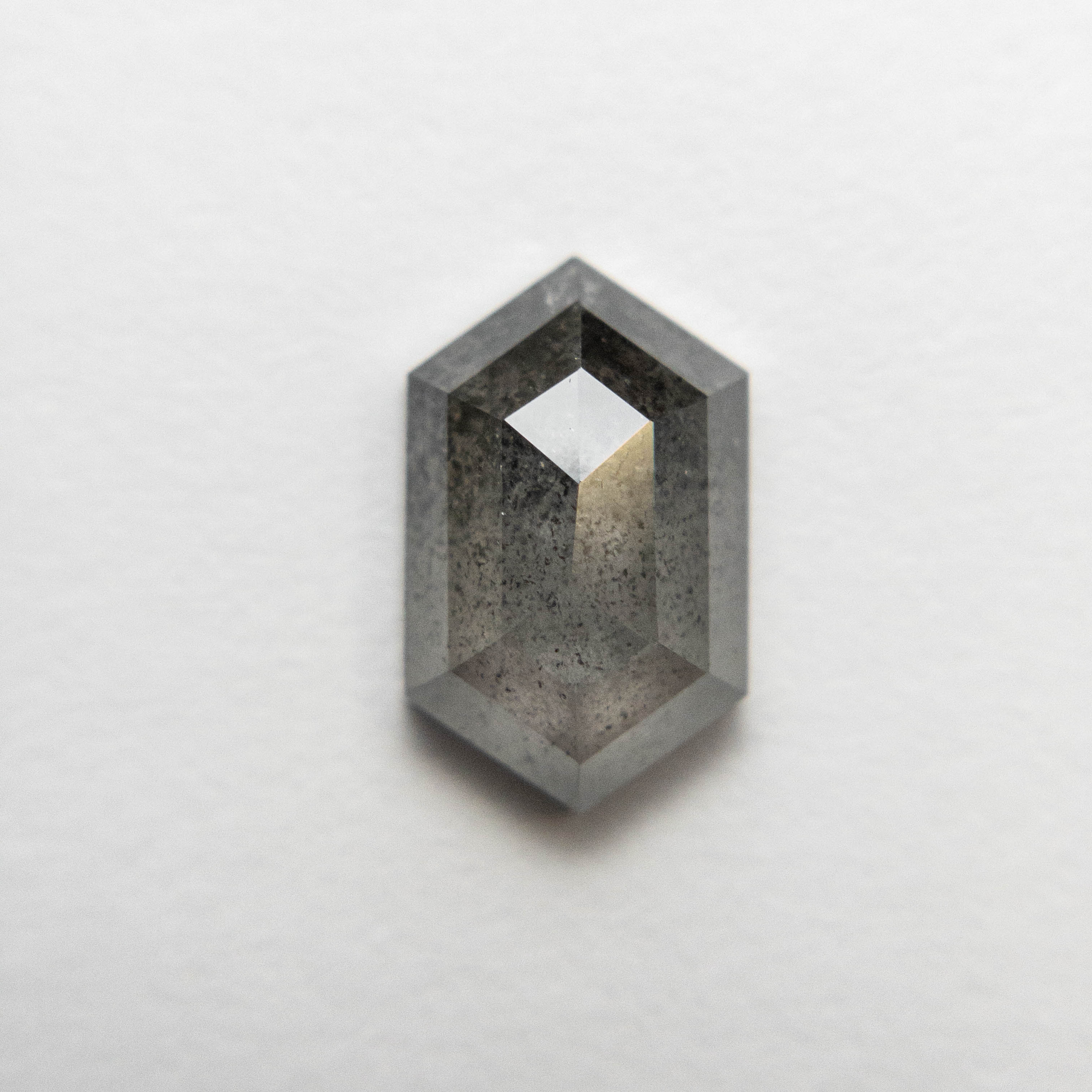 1.91ct 9.62x5.96x3.40mm Hexagon Rosecut 18505-07