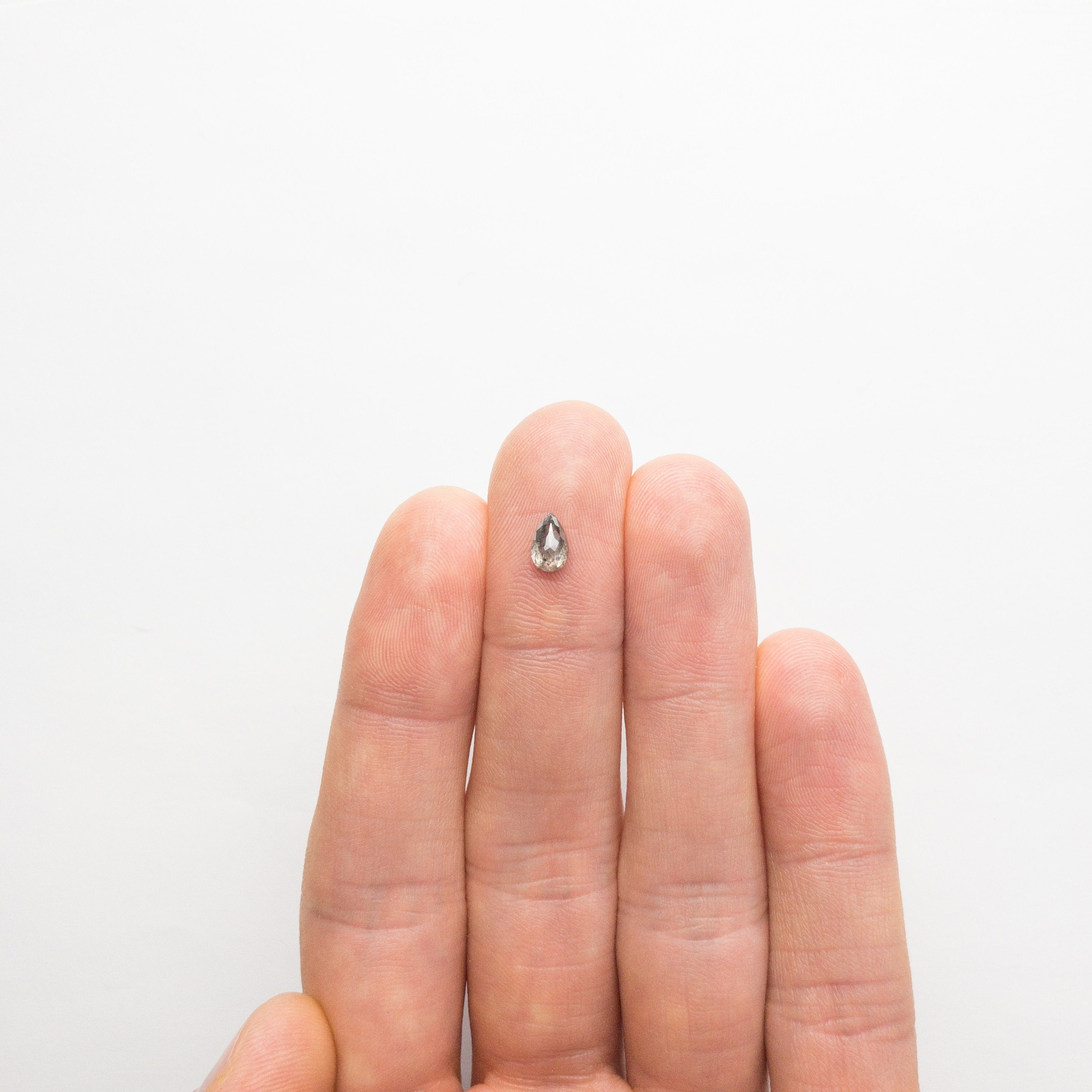 0.67ct 6.77x4.33x2.87mm Pear Double Cut 18508-10