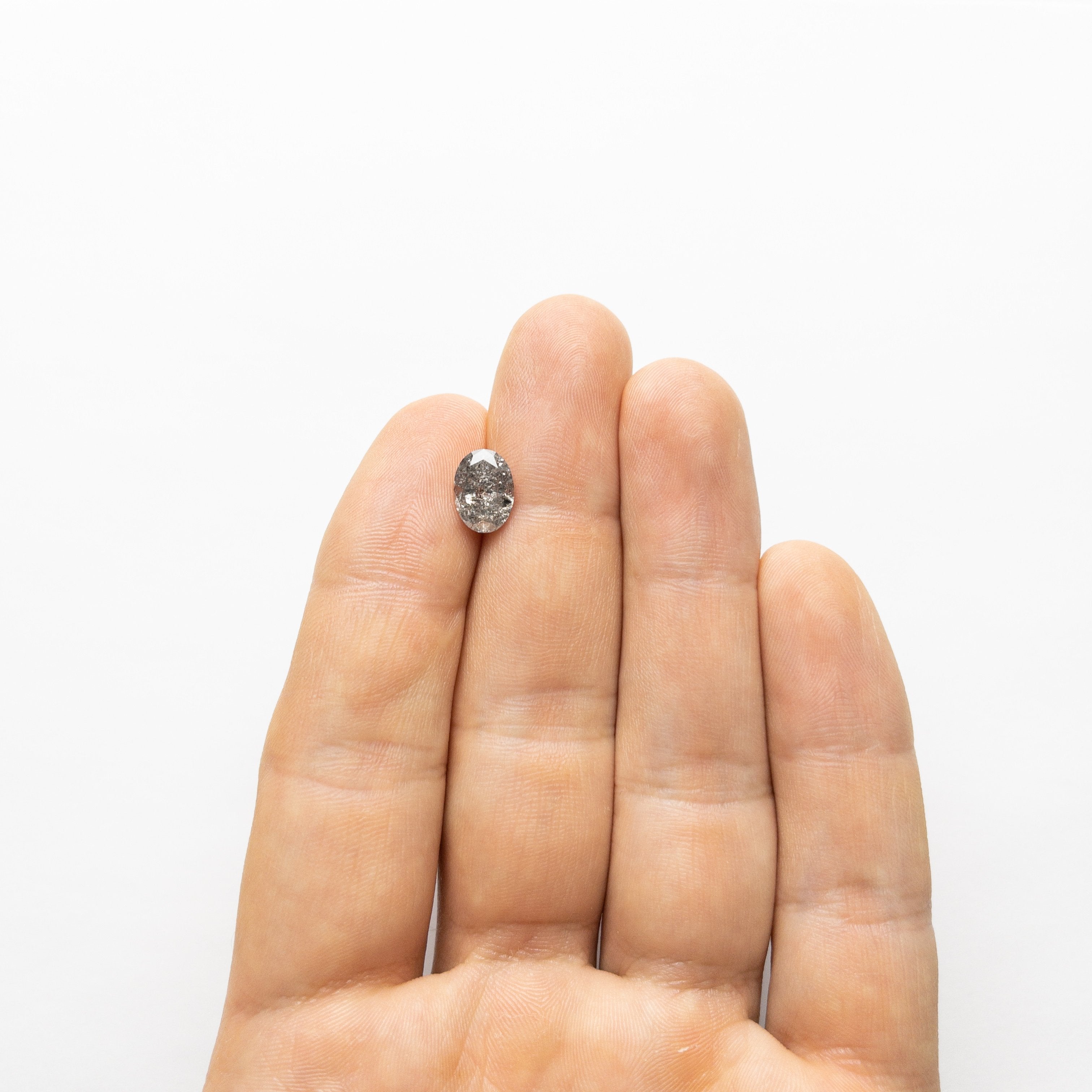 2.34ct 9.91x7.18x5.10mm Salt and Pepper Oval Brilliant 18509-01 HOLD D1932