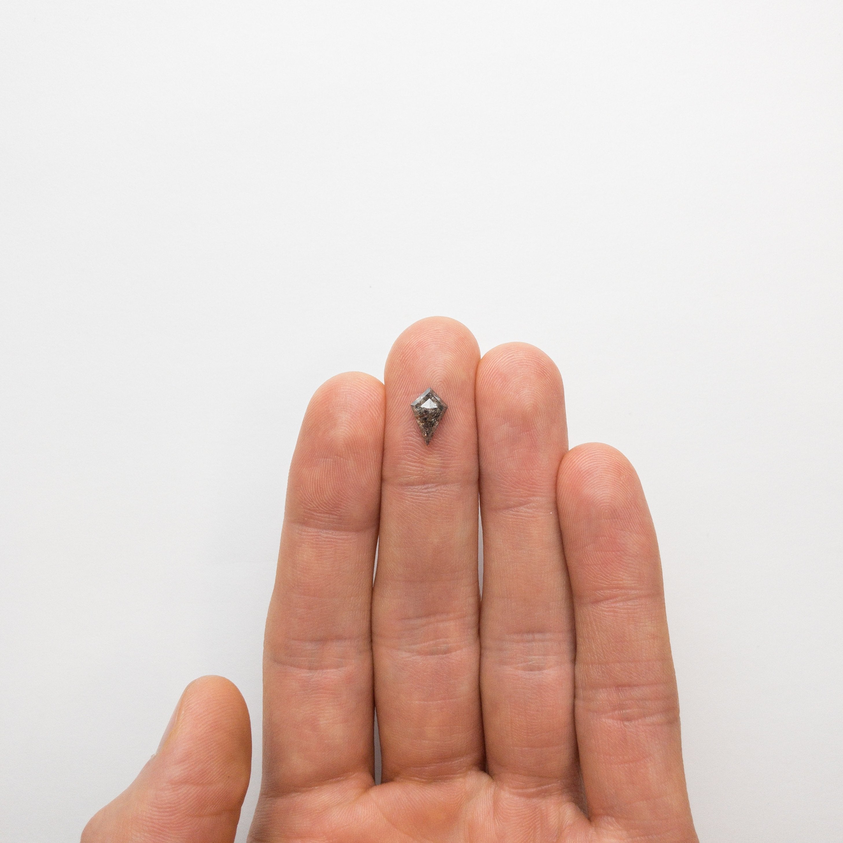 1.38ct 9.91x6.46x3.48mm Kite Rosecut 18522-04