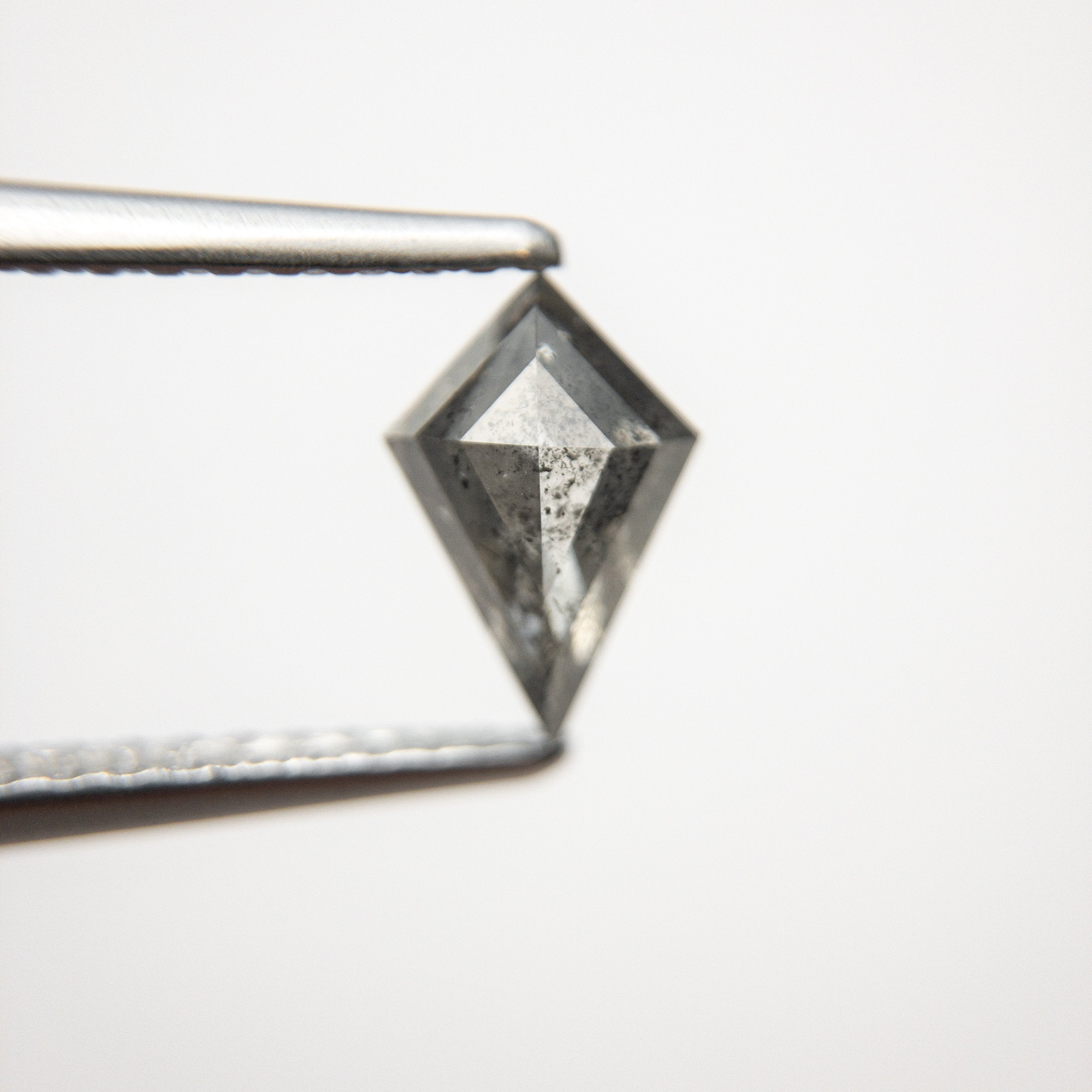 0.88ct 7.84x5.27x3.81mm Kite Rosecut 18522-10