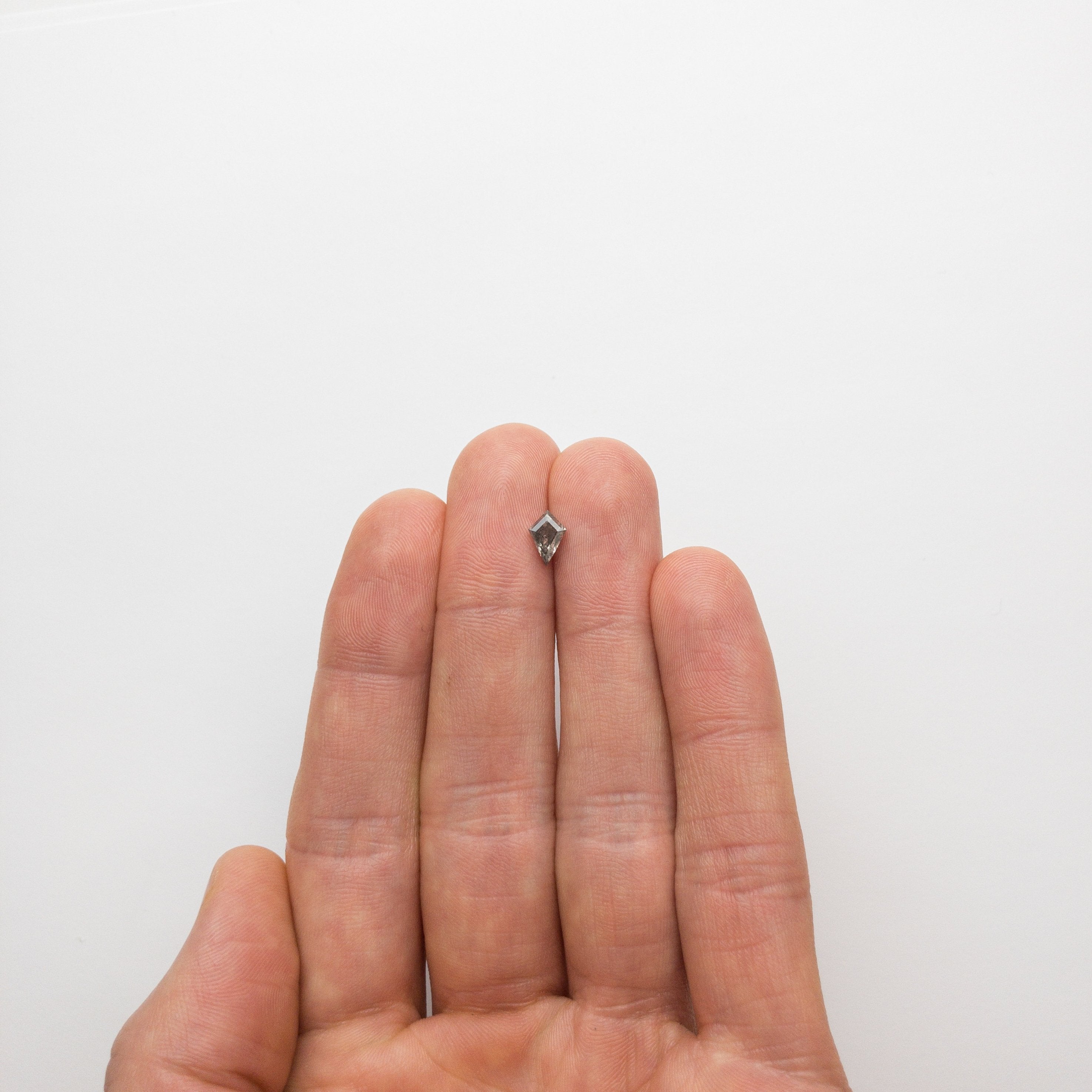 0.88ct 7.84x5.27x3.81mm Kite Rosecut 18522-10