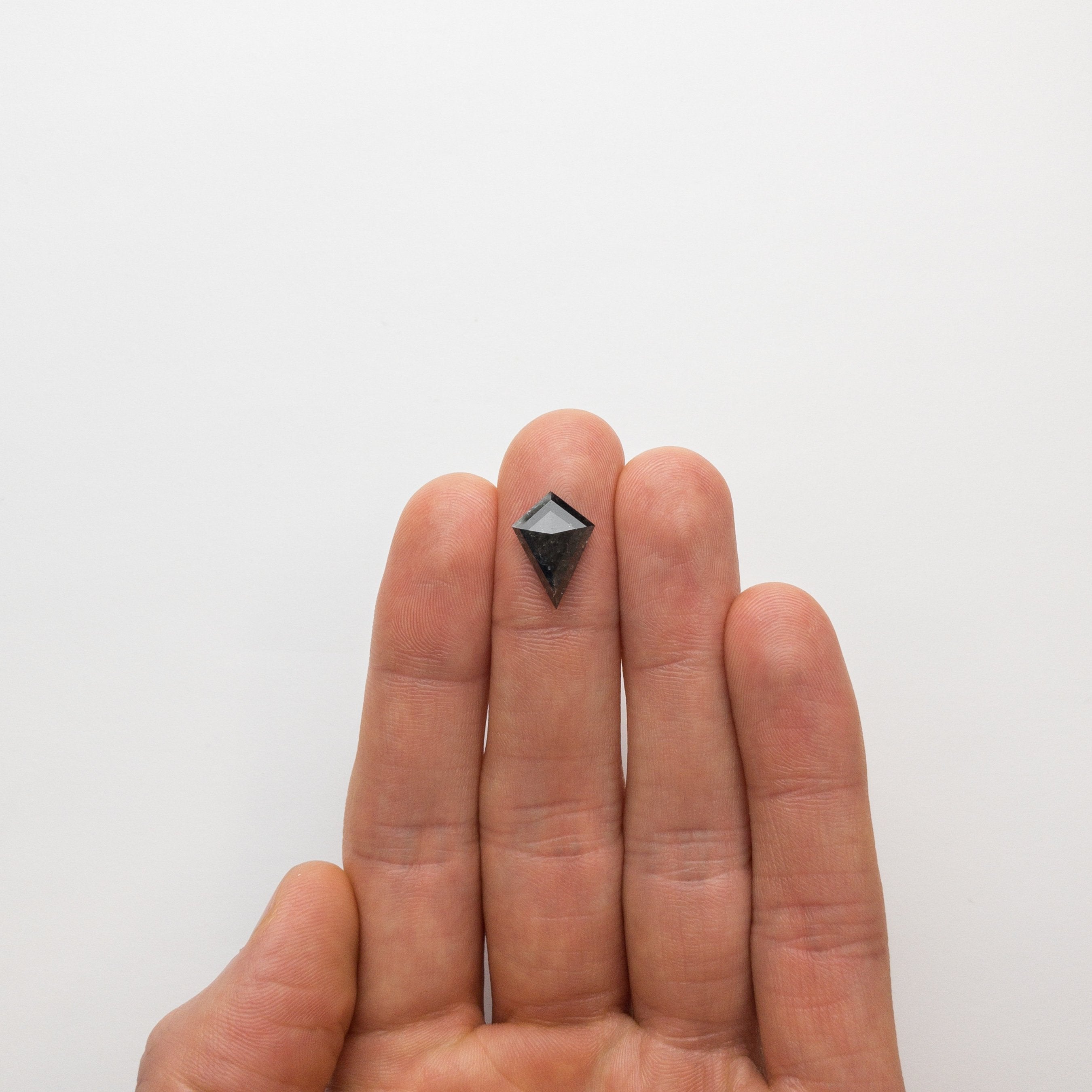 3.17ct 15.02x10.63x3.52mm Kite Rosecut 18522-12