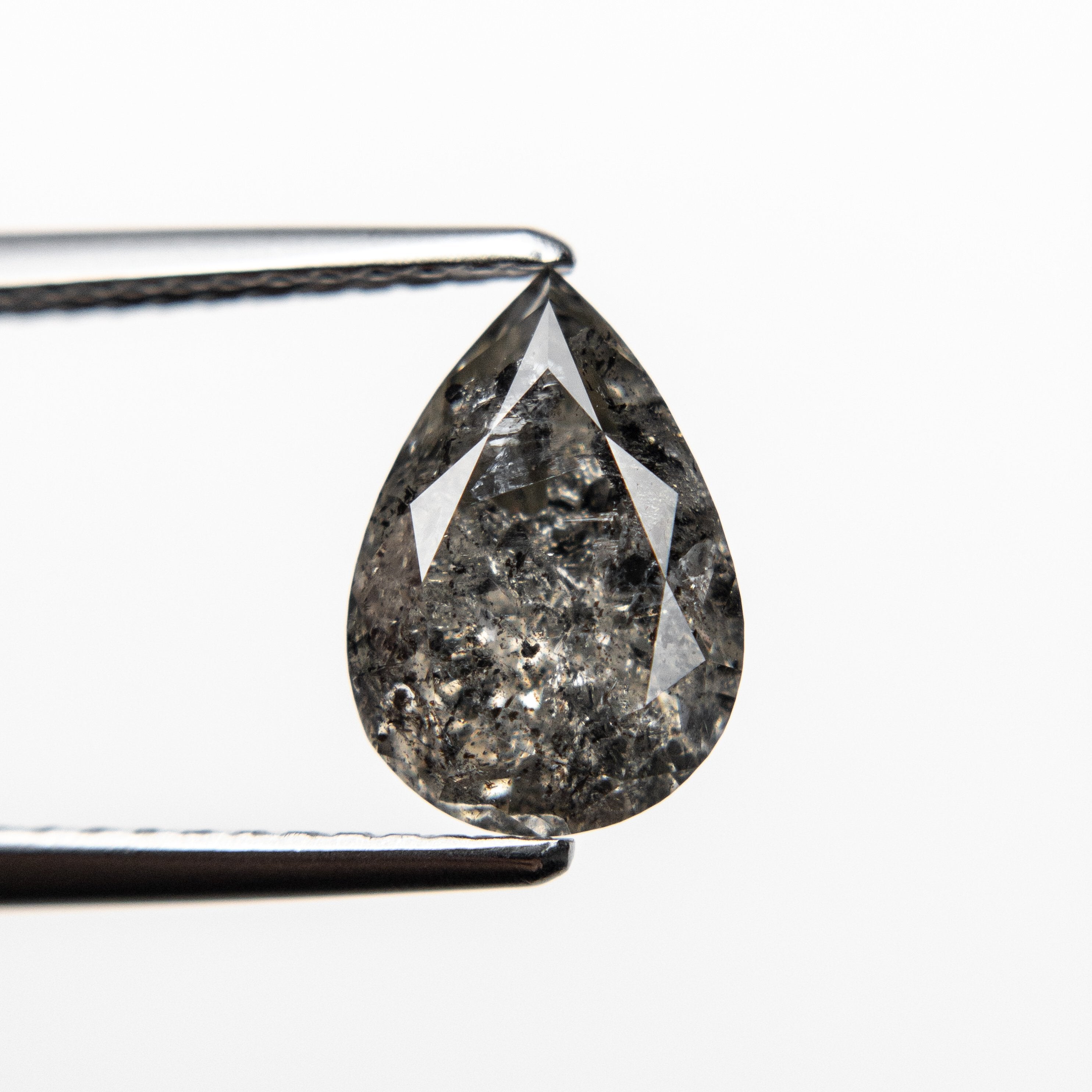 1.75ct 9.44x6.54x4.96mm Pear Brilliant 18554-01 hold D1947