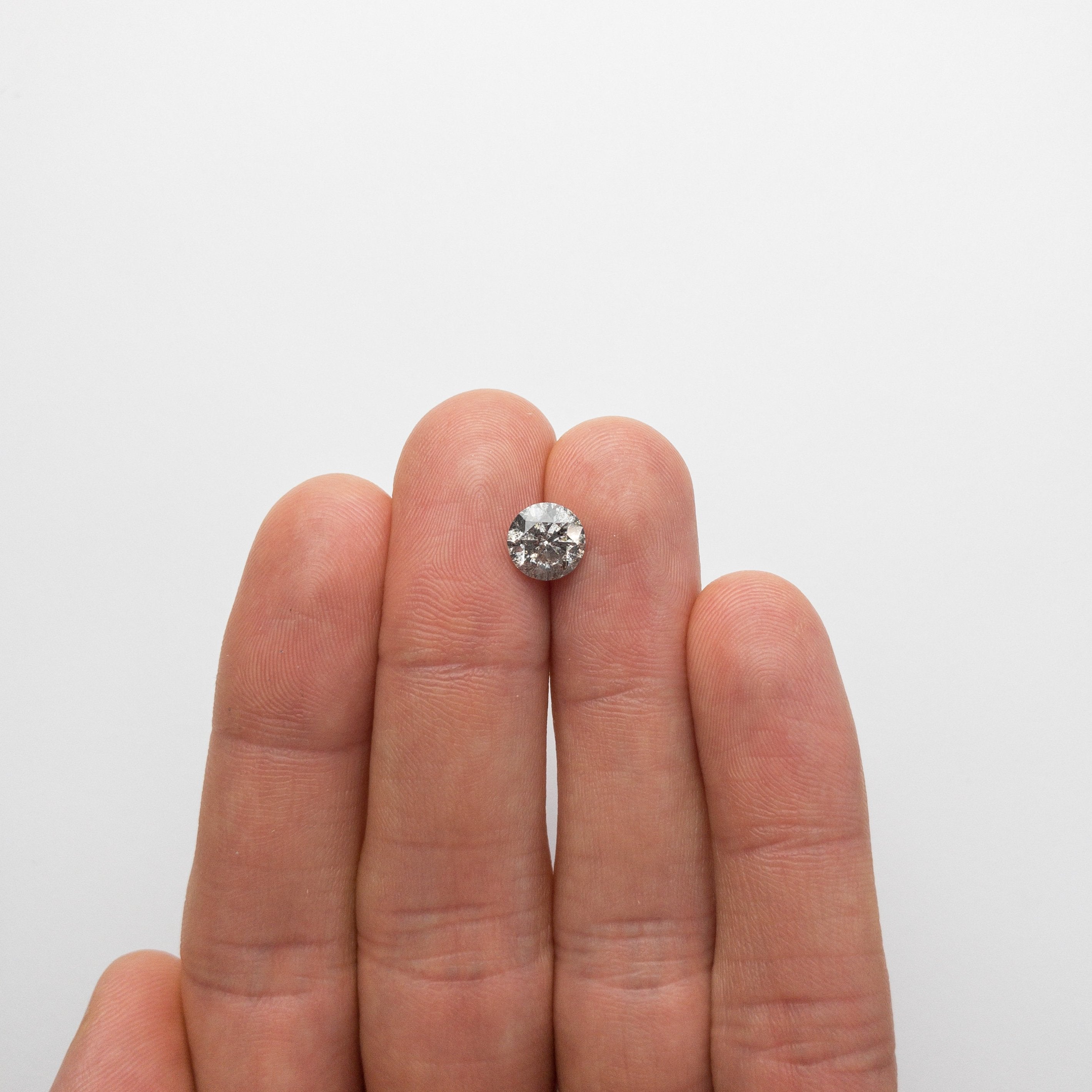 1.70ct 7.61x7.56x4.67mm Round Brilliant 18626-01