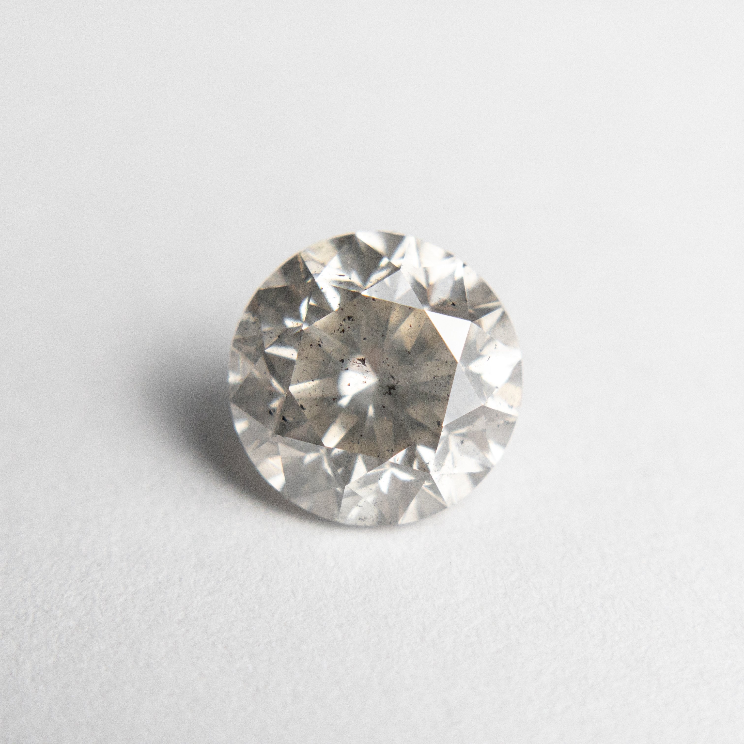 1.79ct 7.34x7.30x5.09mm Champagne Grey Round Brilliant 18672-01