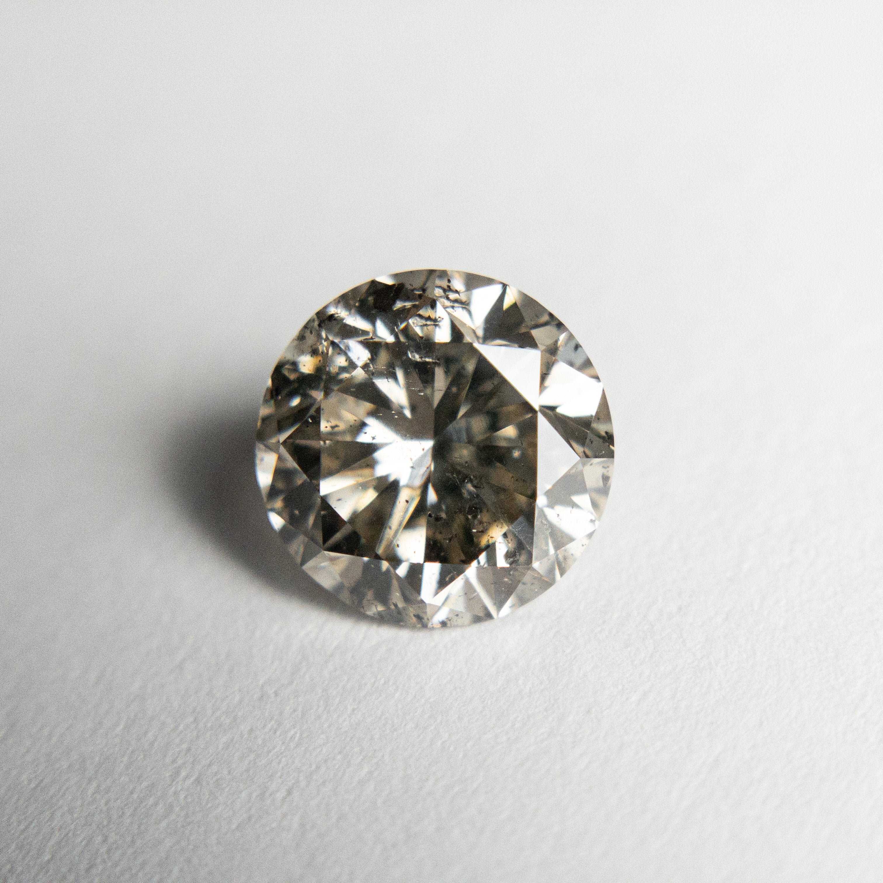 1.65ct 7.49x7.46x4.72mm Champagne Salt and Pepper Round Brilliant 18673-02