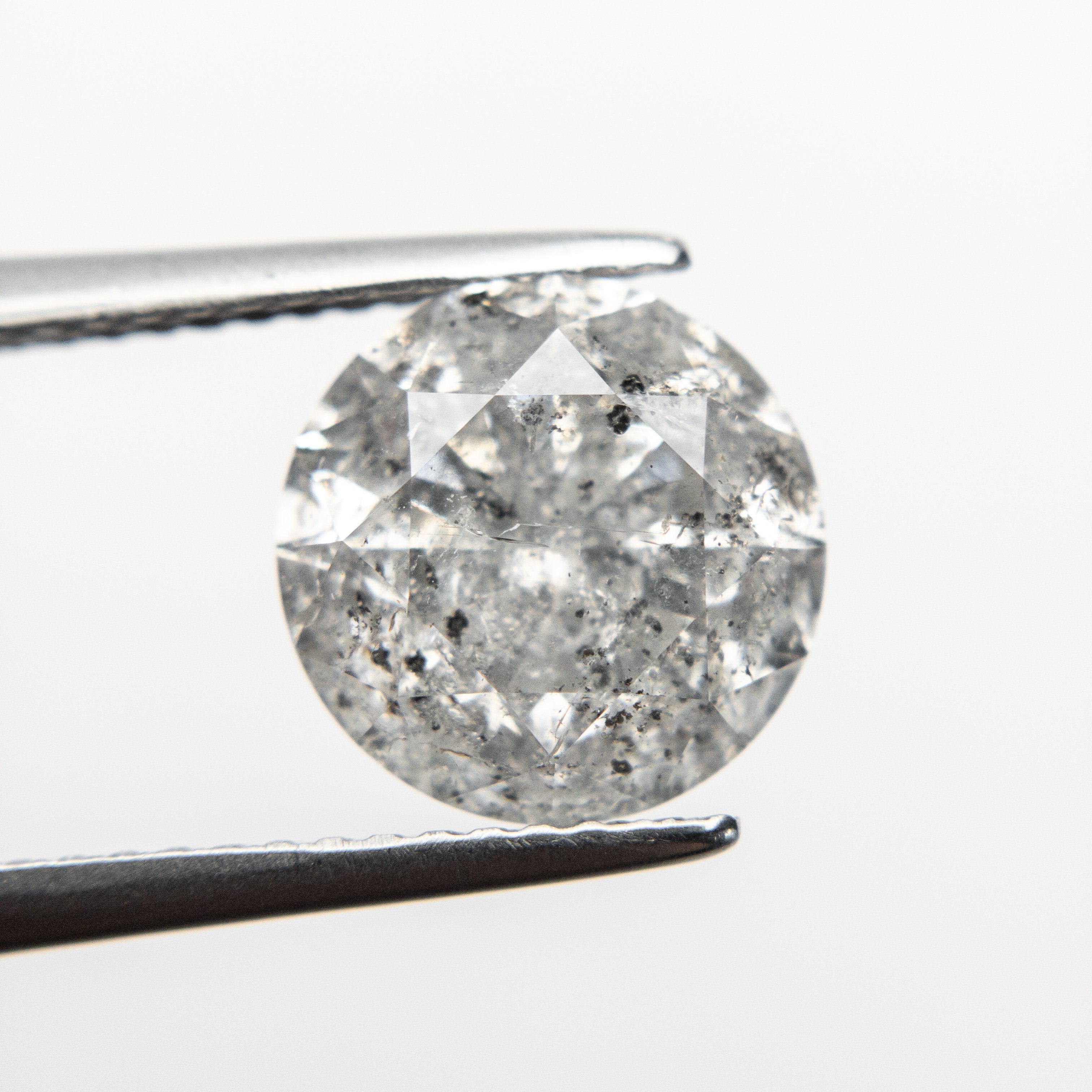 3.63ct 9.42x9.37x6.22mm Round Brilliant 18676-01 hold D2316
