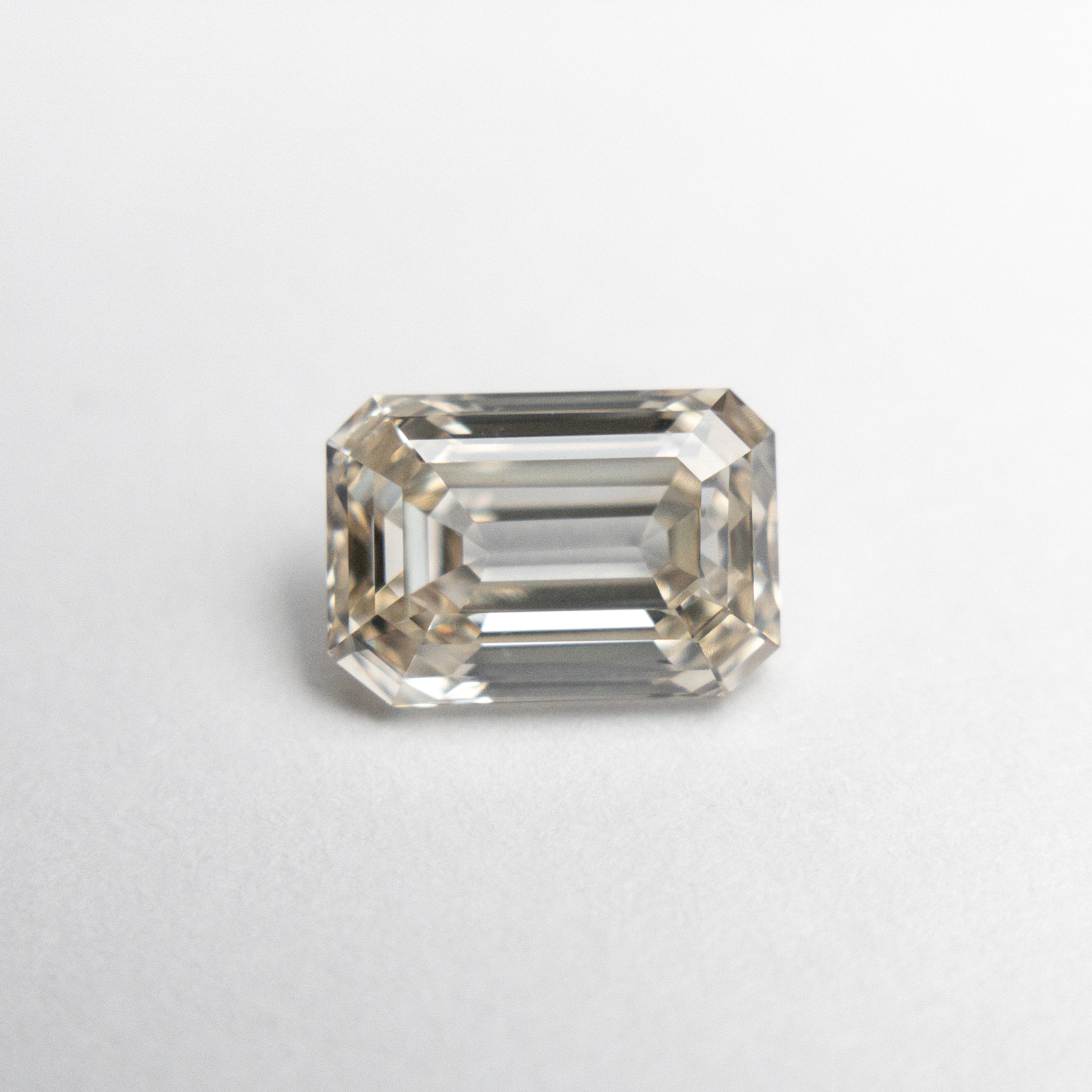 1.08ct 7.13x4.89x3.09mm Cut Corner Rectangle Step Cut 18709-01