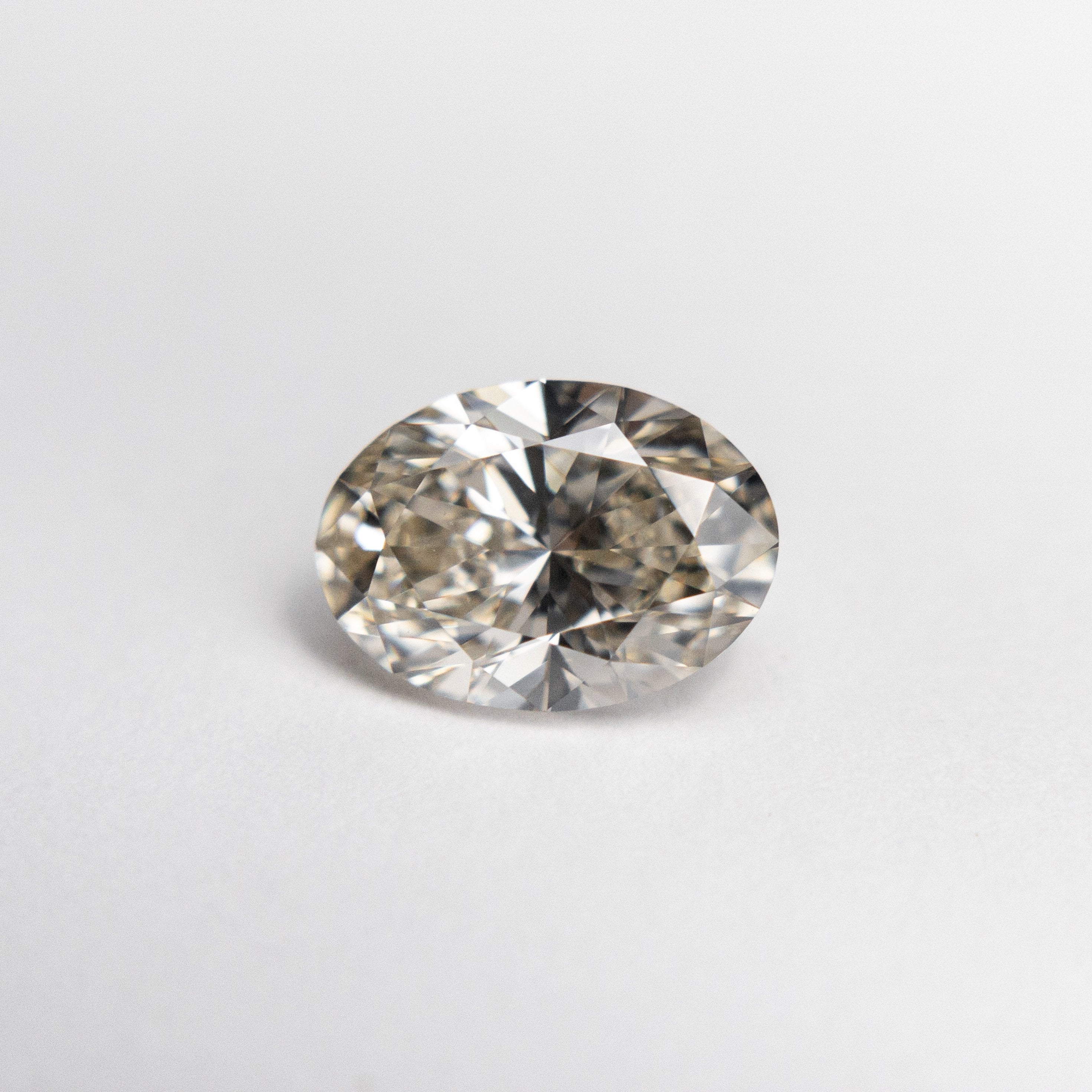 1.00ct 7.60x5.43x3.62mm Oval Brilliant 18709-03