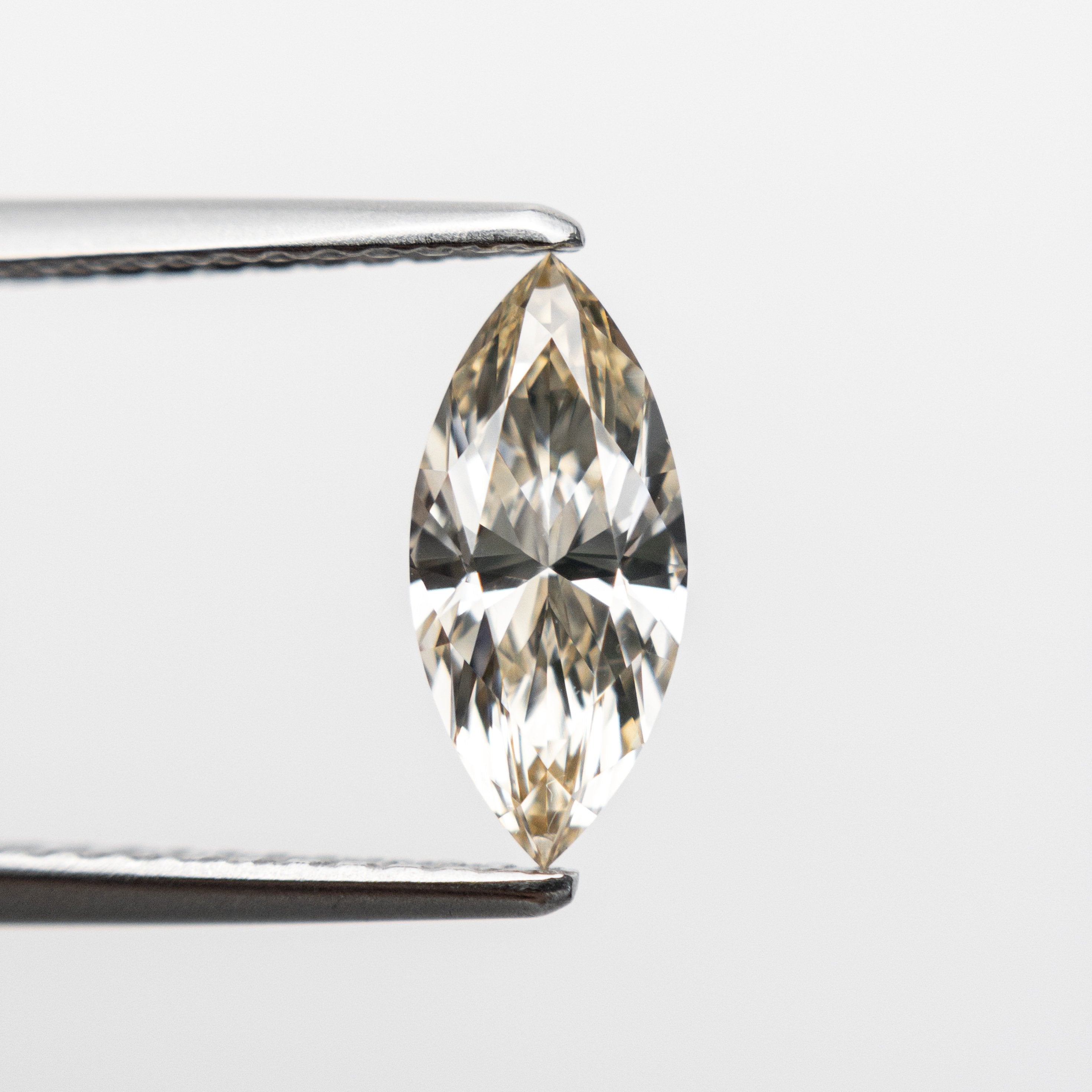 0.74ct 10.11x4.56x2.82mm VS Champagne Marquise Brilliant 18746-01