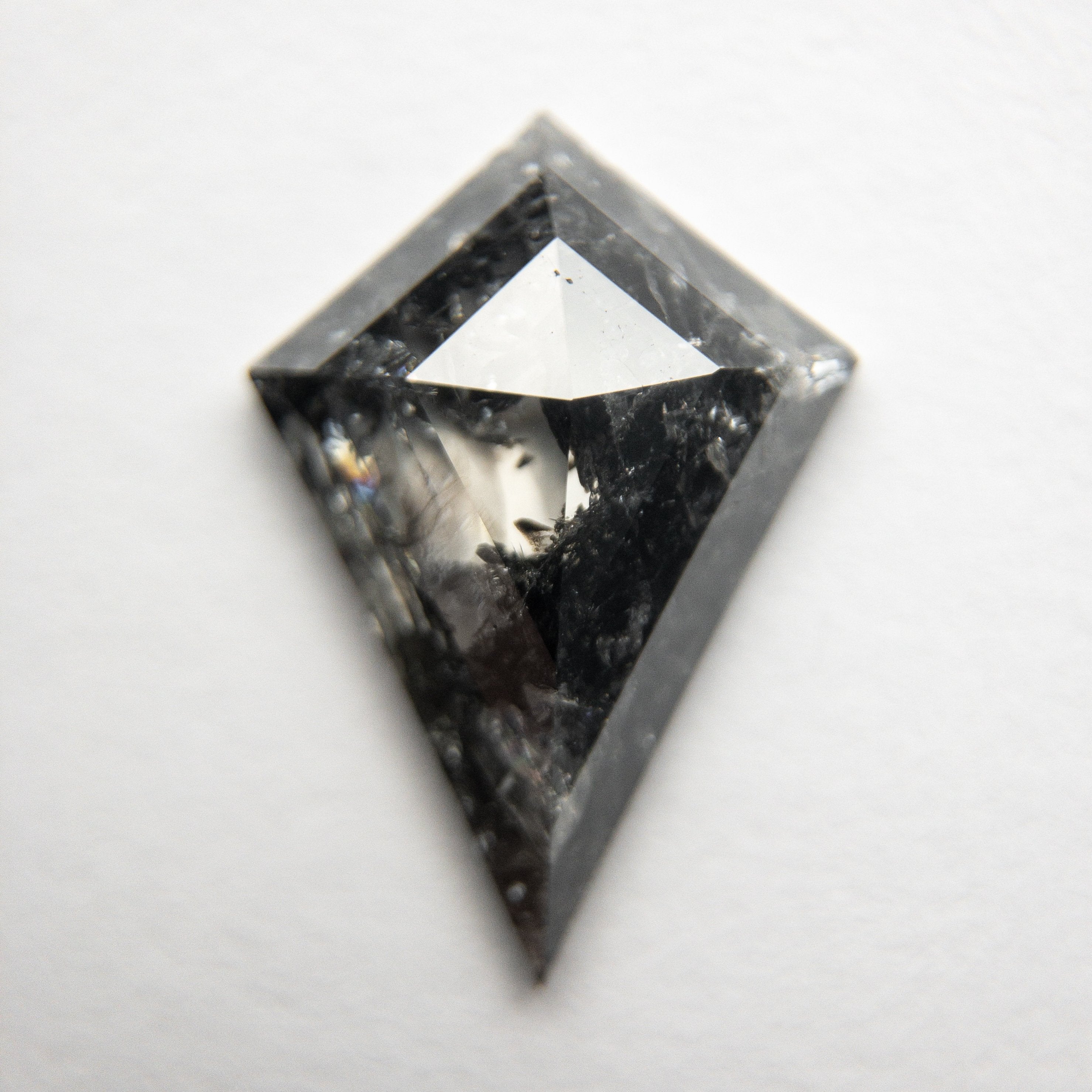 2.31ct 13.57x9.65x3.13mm Kite Rosecut 18760-04