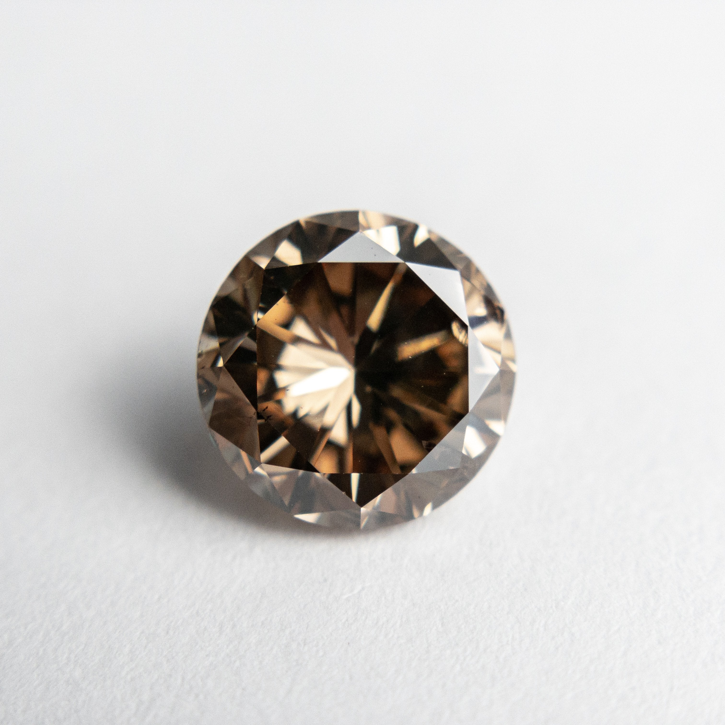 2.66ct 8.30x8.22x5.52mm SI2 Champagne Round Brilliant 18799-01