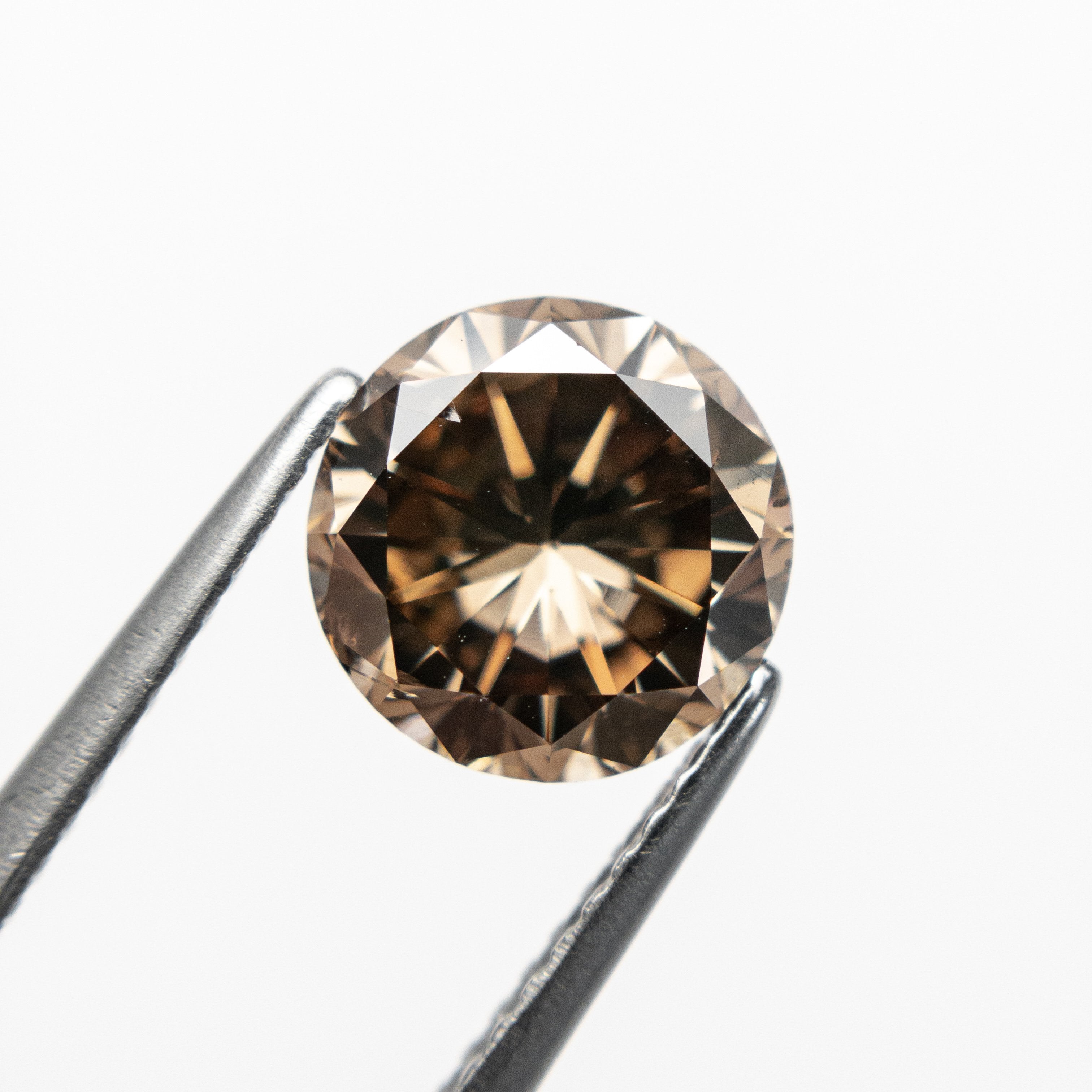 2.66ct 8.30x8.22x5.52mm SI2 Champagne Round Brilliant 18799-01