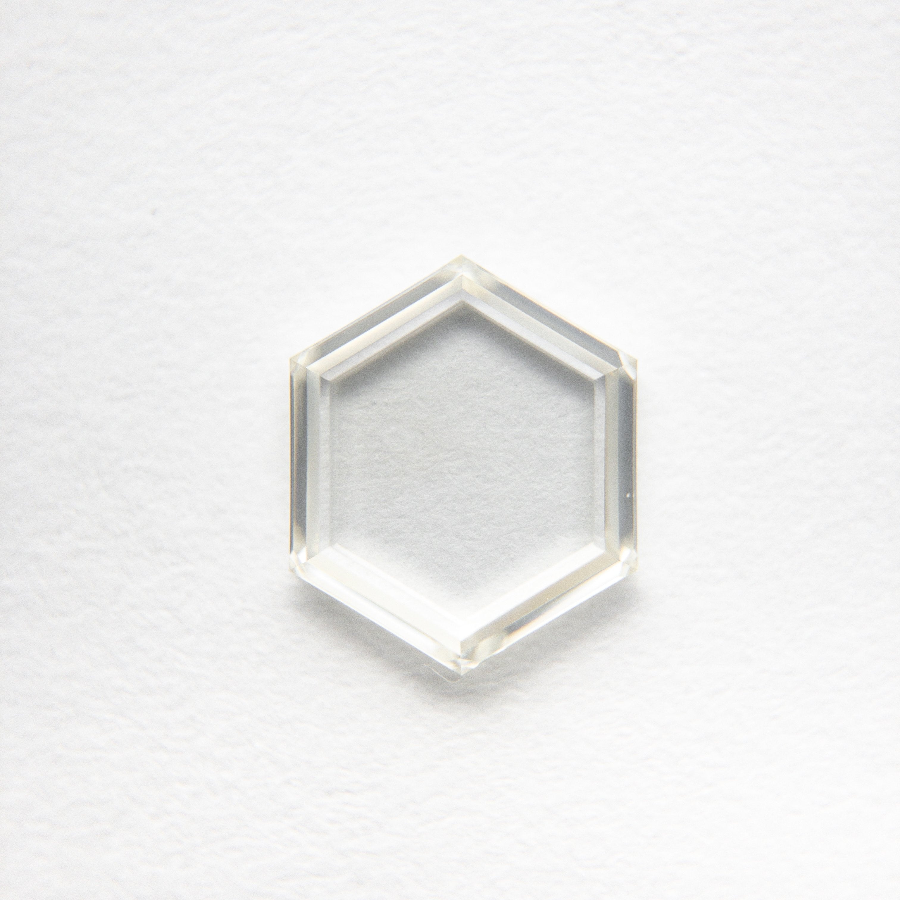 1.06ct 8.09x6.71x1.74mm VS O-P Hexagon Portrait 18878-05