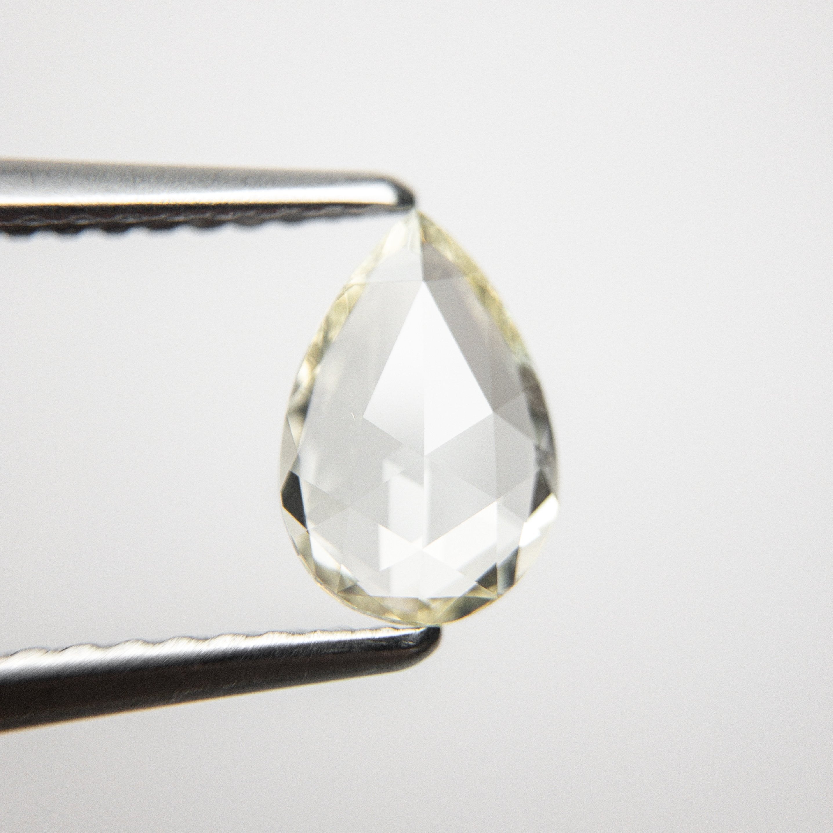 0.71ct 8.35x5.64x1.81mm VS2 W-X Pear Rosecut 18879-09 🇷🇺