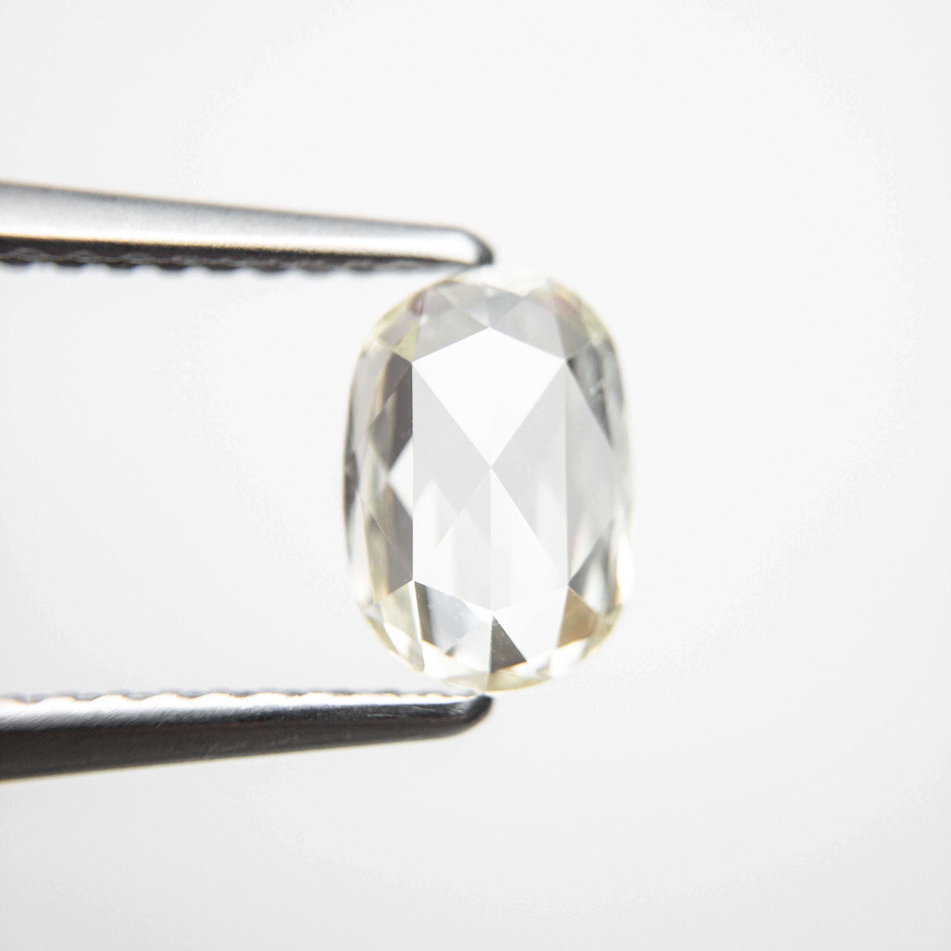 0.95ct 7.97x5.55x2.37mm SI1 Y-Z Oval Rosecut 18880-03 🇷🇺