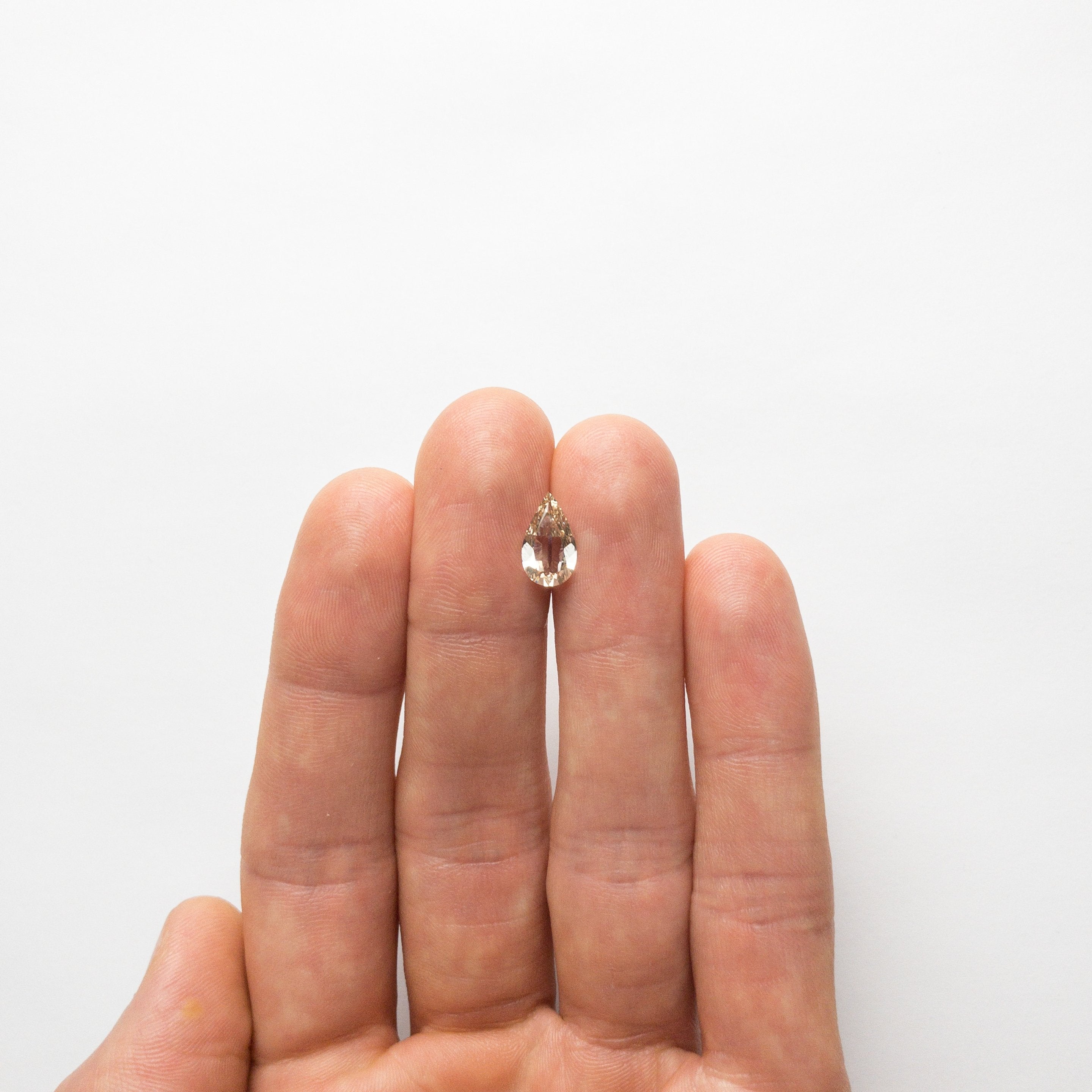 1.13ct 11.23x6.54x2.18mm VS Champagne Pear Modified Brilliant 18882-01
