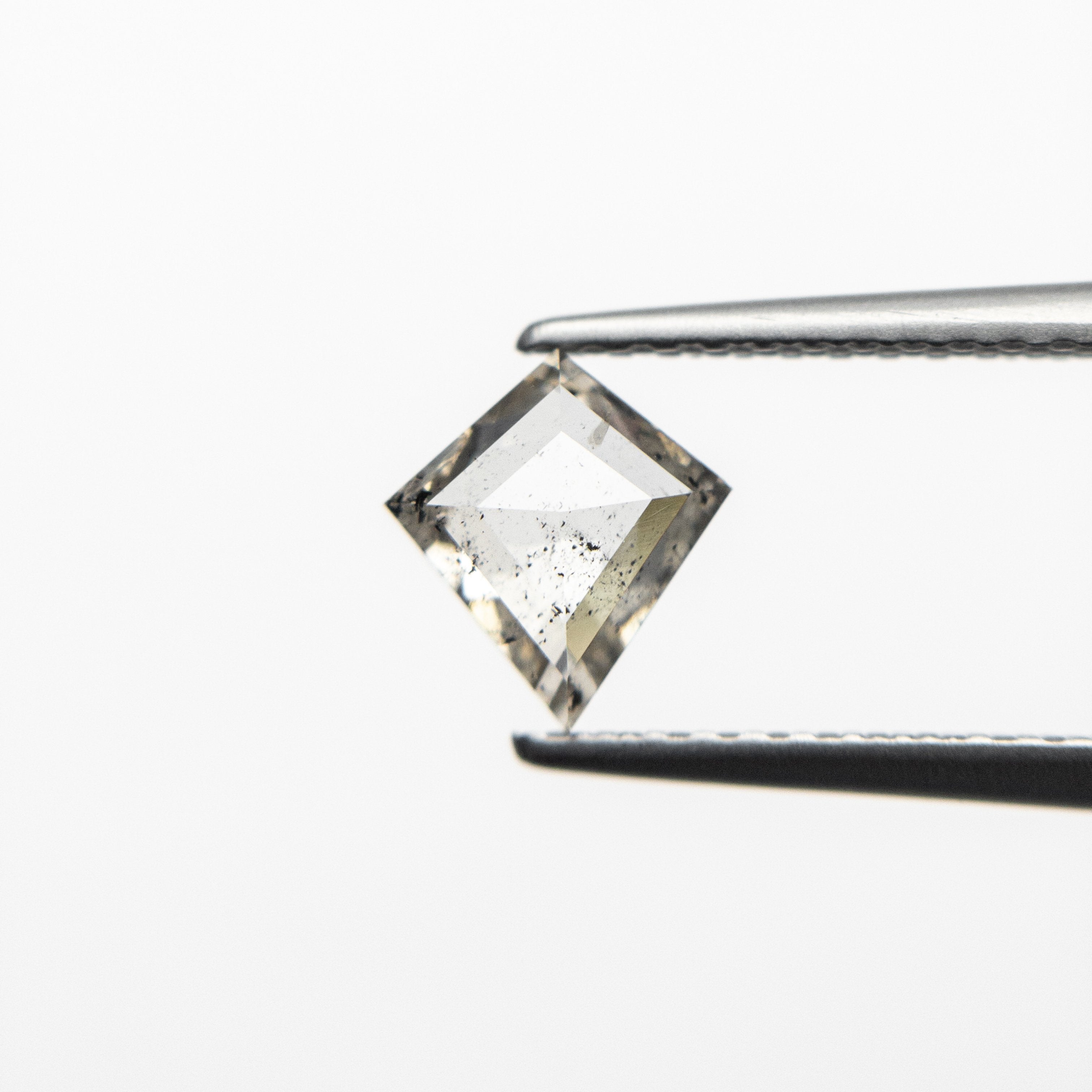 0.61ct 6.67x6.12x2.51mm Kite Rosecut 18901-05