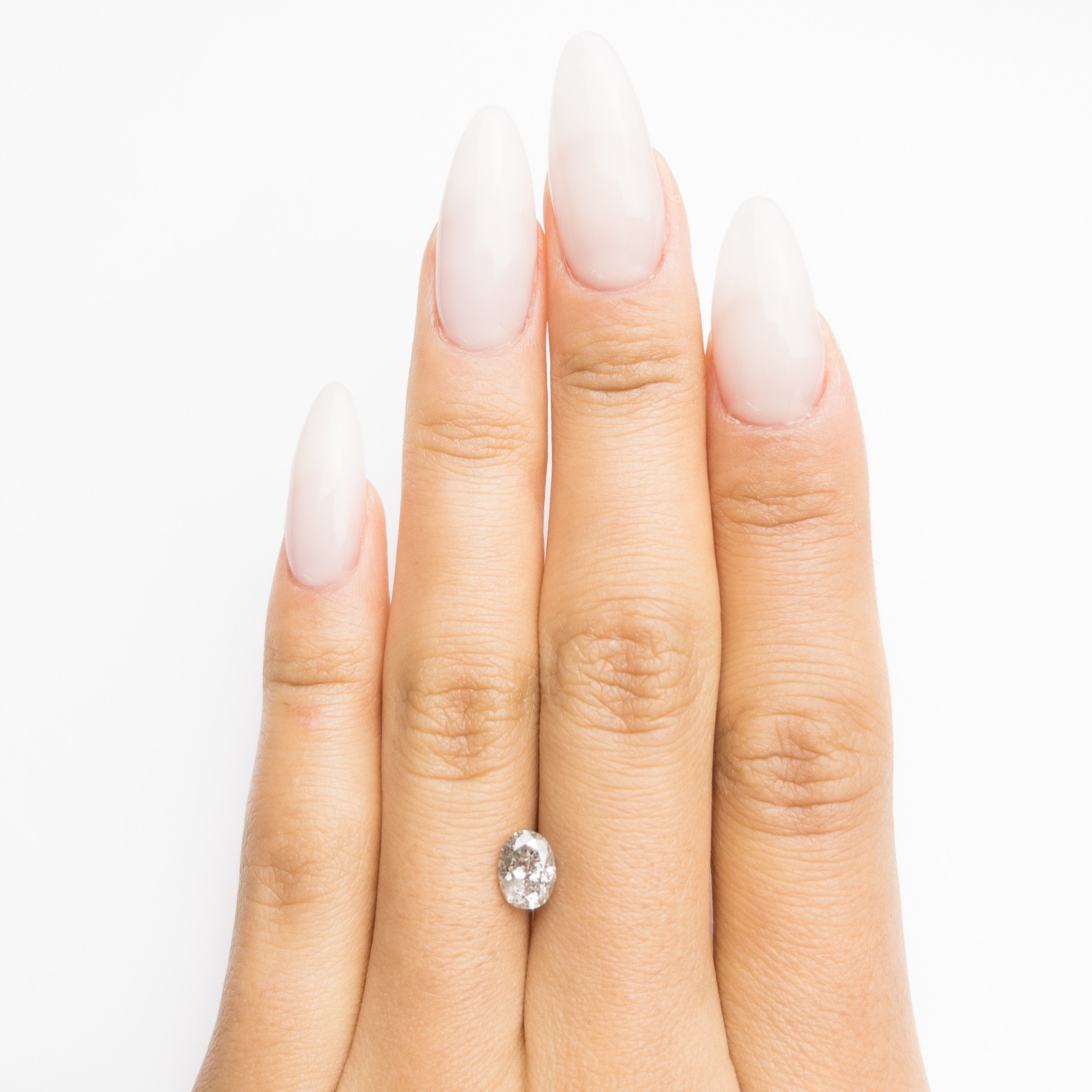 0.88ct 6.75x5.15x3.54mm Oval Brilliant 18906-12