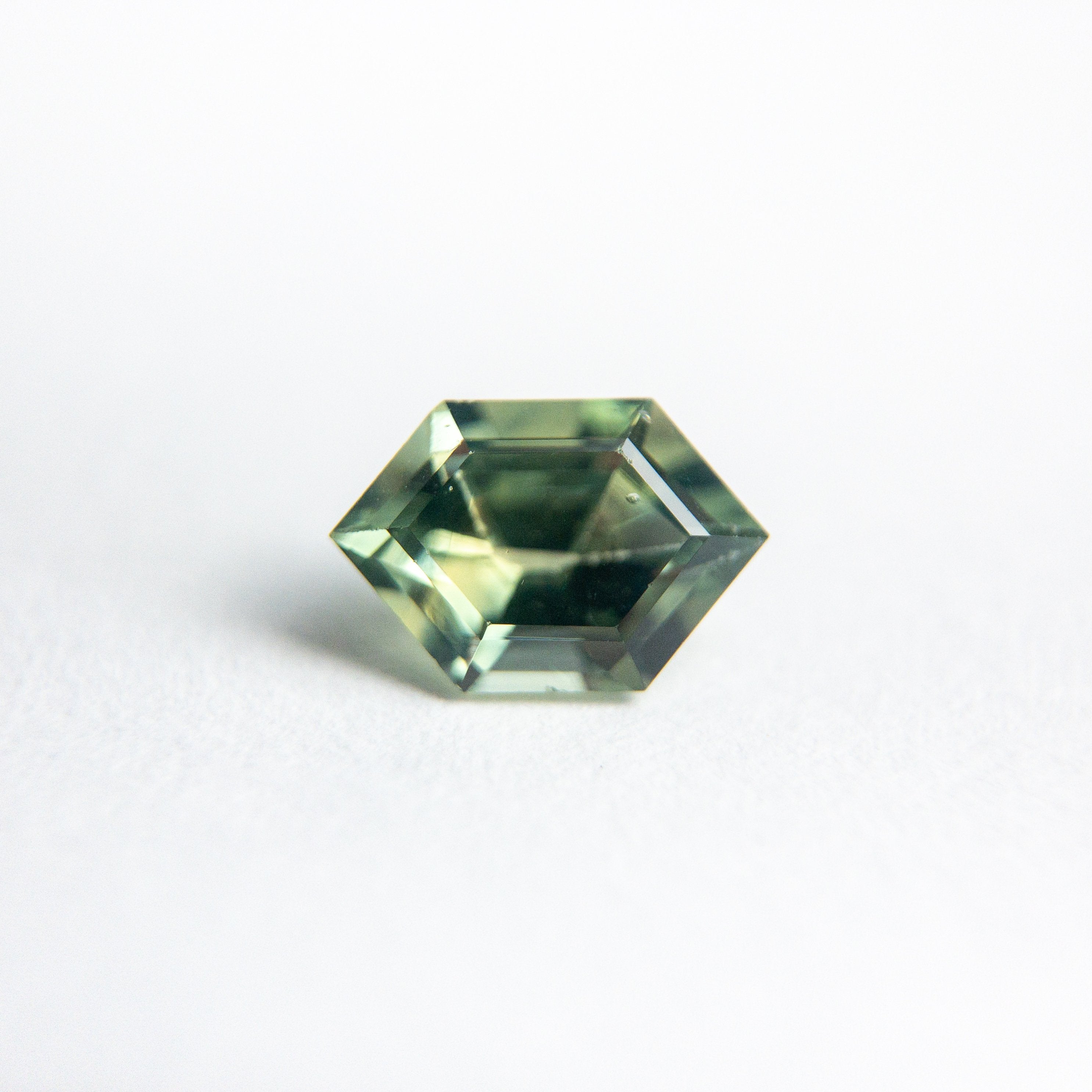 0.70ct 6.83x4.59x3.14mm Hexagon Step Cut Sapphire 18973-17