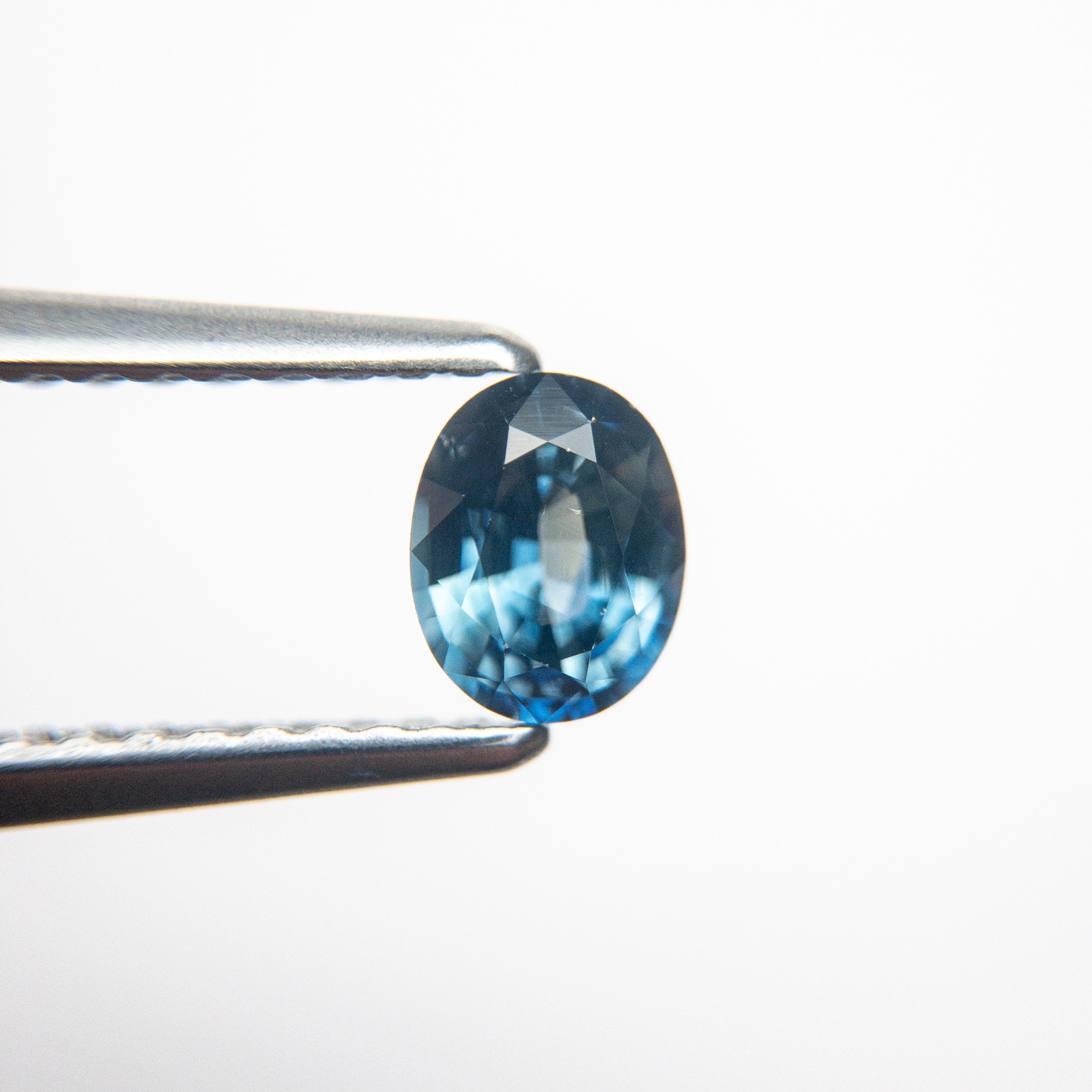 0.60ct 5.45x4.35x3.11mm Oval Brilliant Sapphire 18973-37