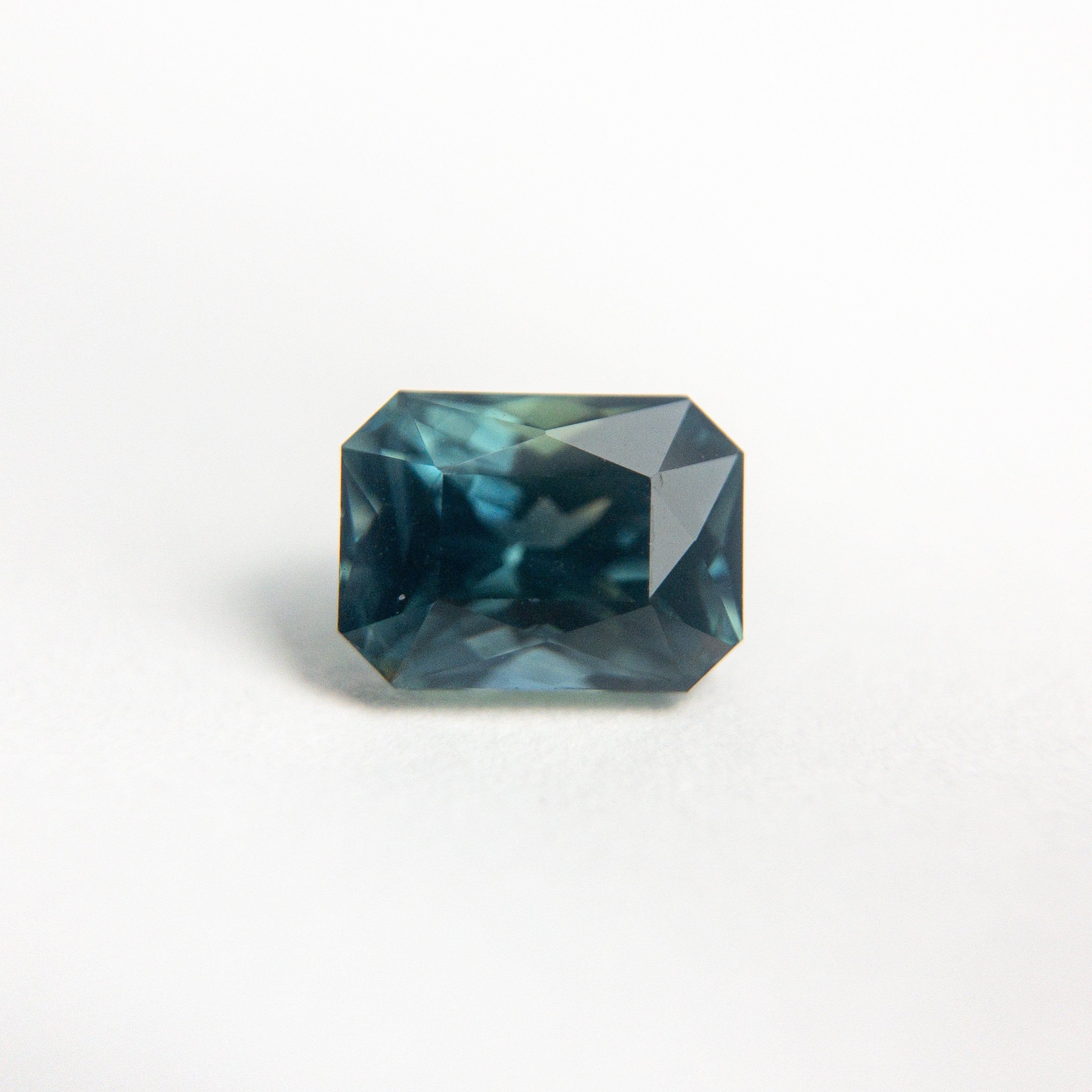 1.10ct 6.15x4.60x4.01mm Cut Corner Rectangle Brilliant Cut Sapphire 19037-09