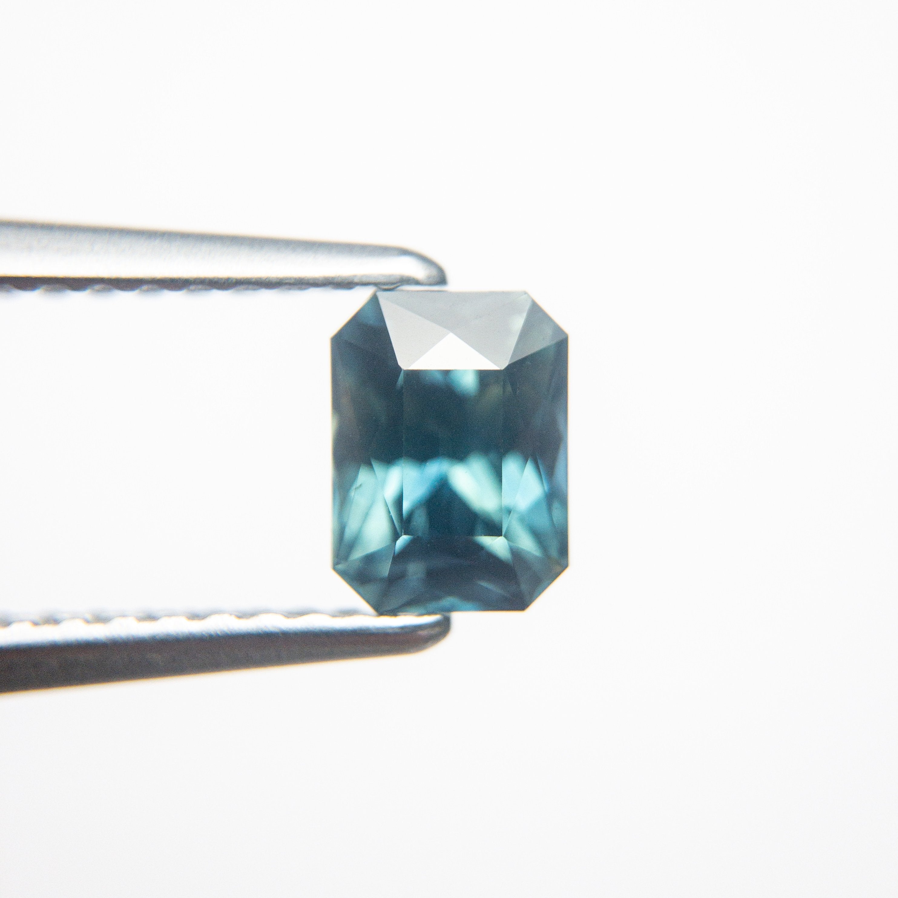 1.10ct 6.15x4.60x4.01mm Cut Corner Rectangle Brilliant Cut Sapphire 19037-09
