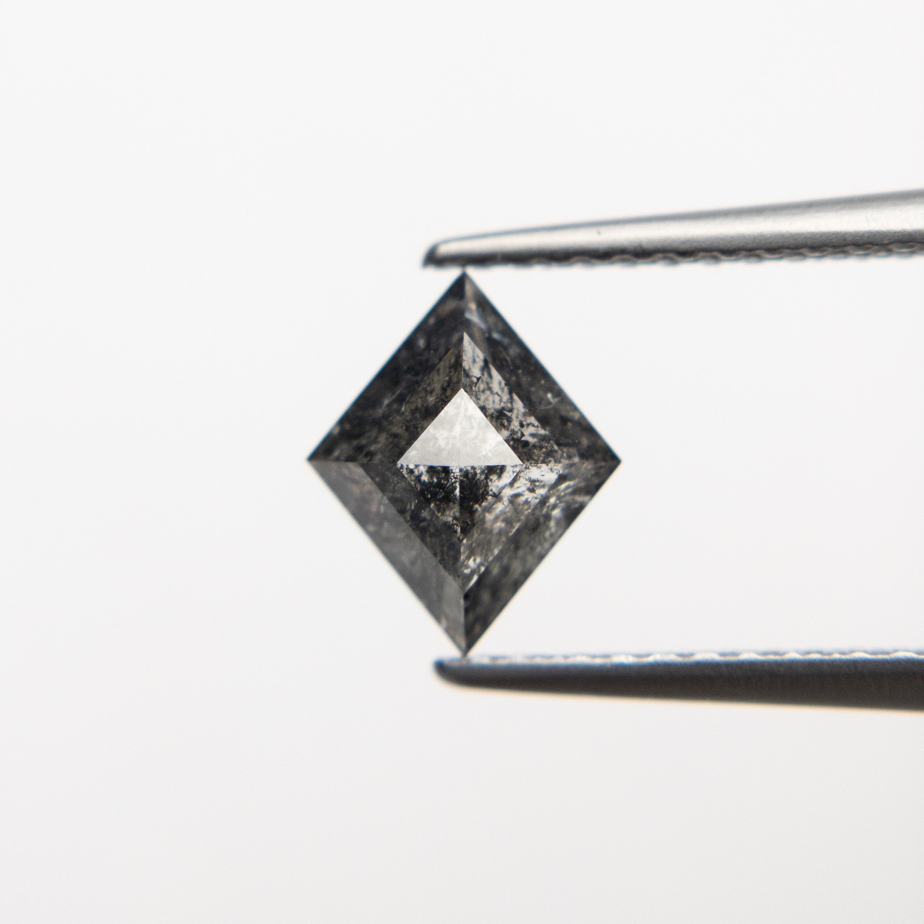 0.92ct 7.97x6.48x3.20mm Kite Rosecut 19066-08