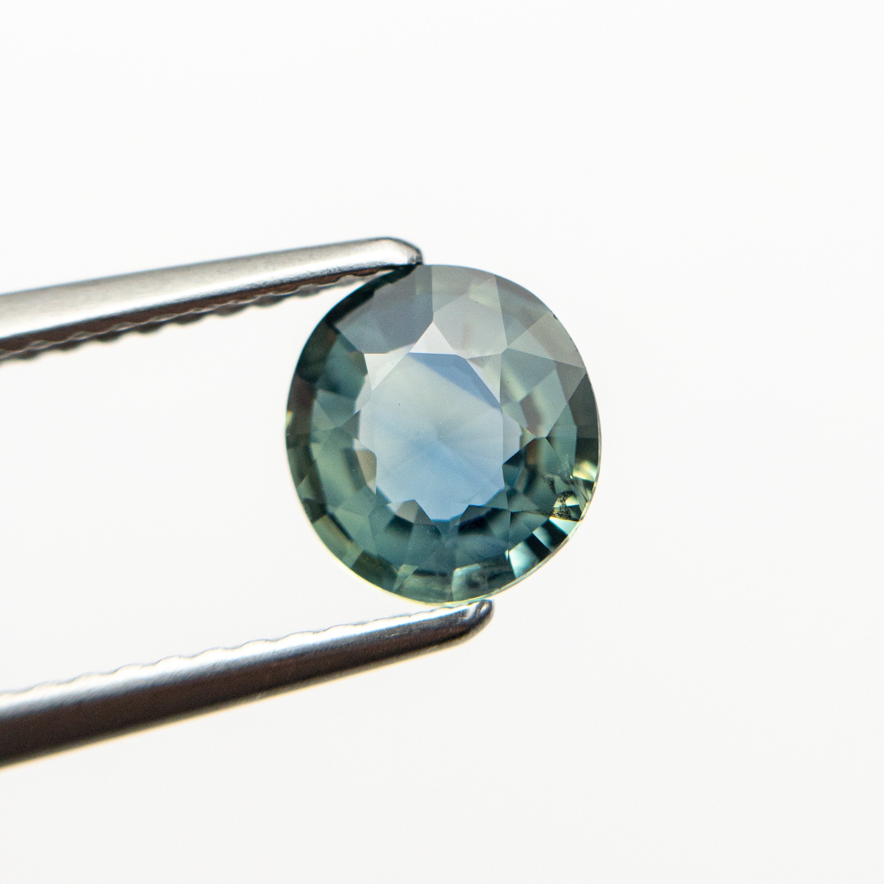 1.13ct 7.13x6.58x3.06mm Oval Brilliant Sapphire 19115-05