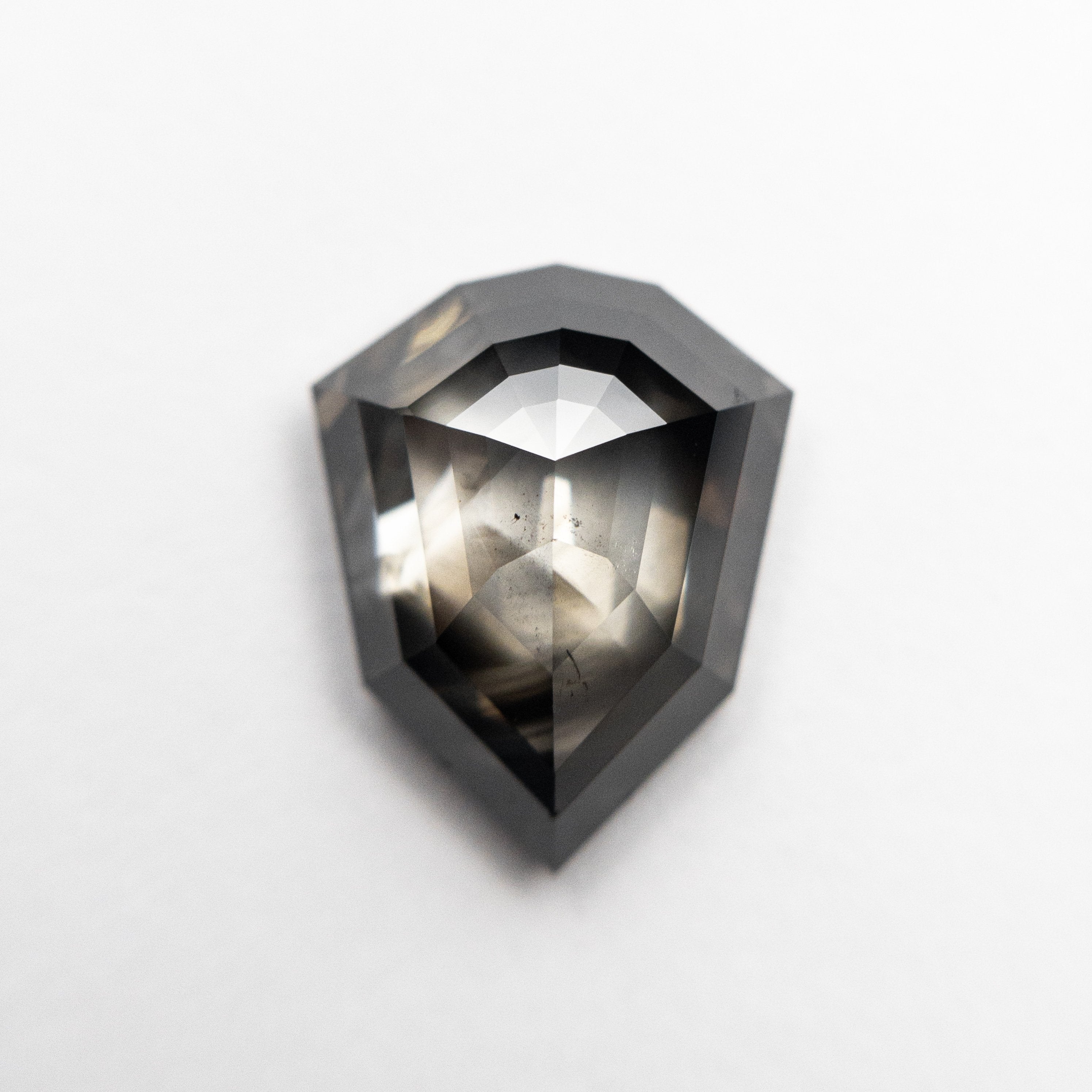 2.85ct 10.76x8.60x4.12mm Shield Rosecut 19128-01