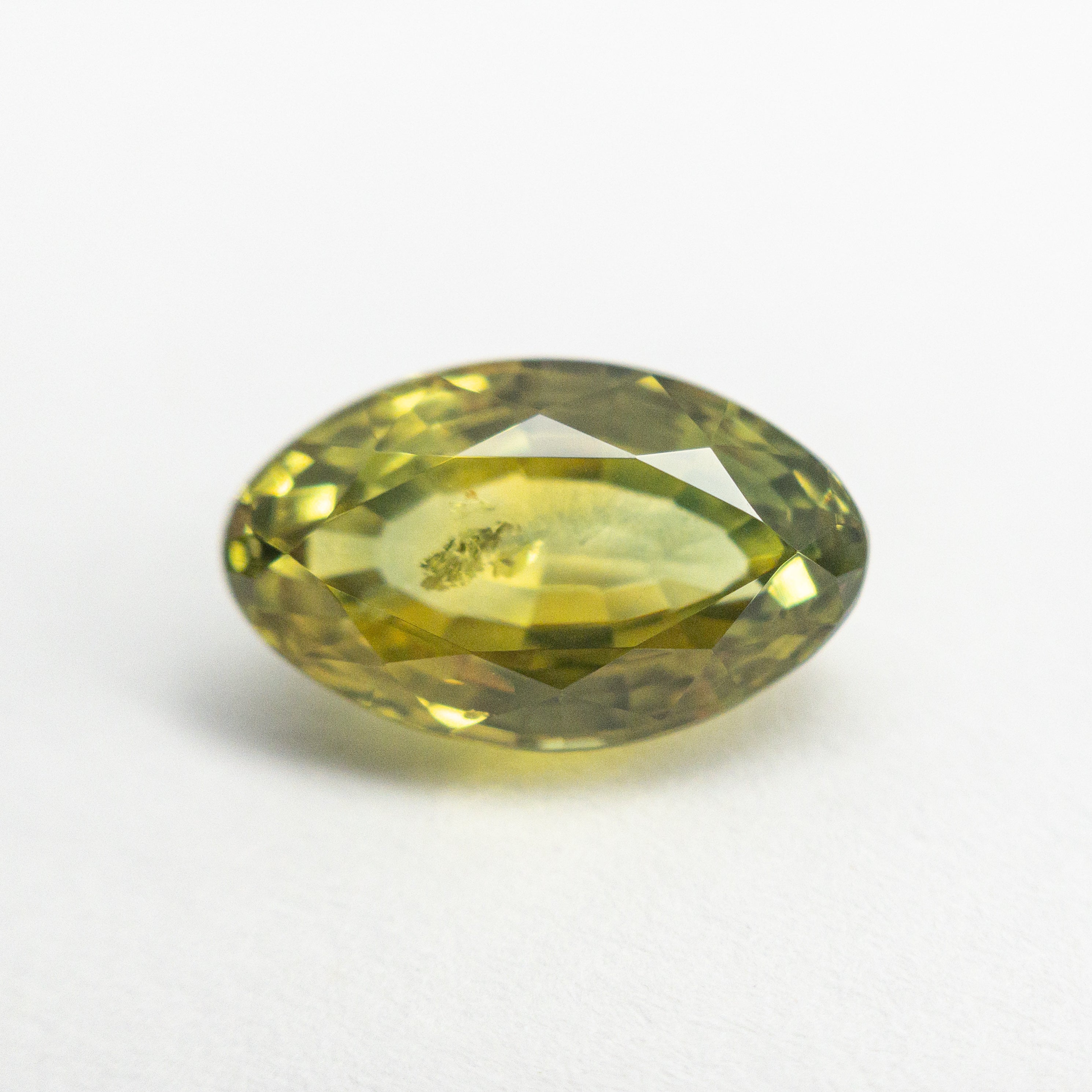 3.71ct 11.34x6.94x5.30mm Oval Brilliant Sapphire 20980-01