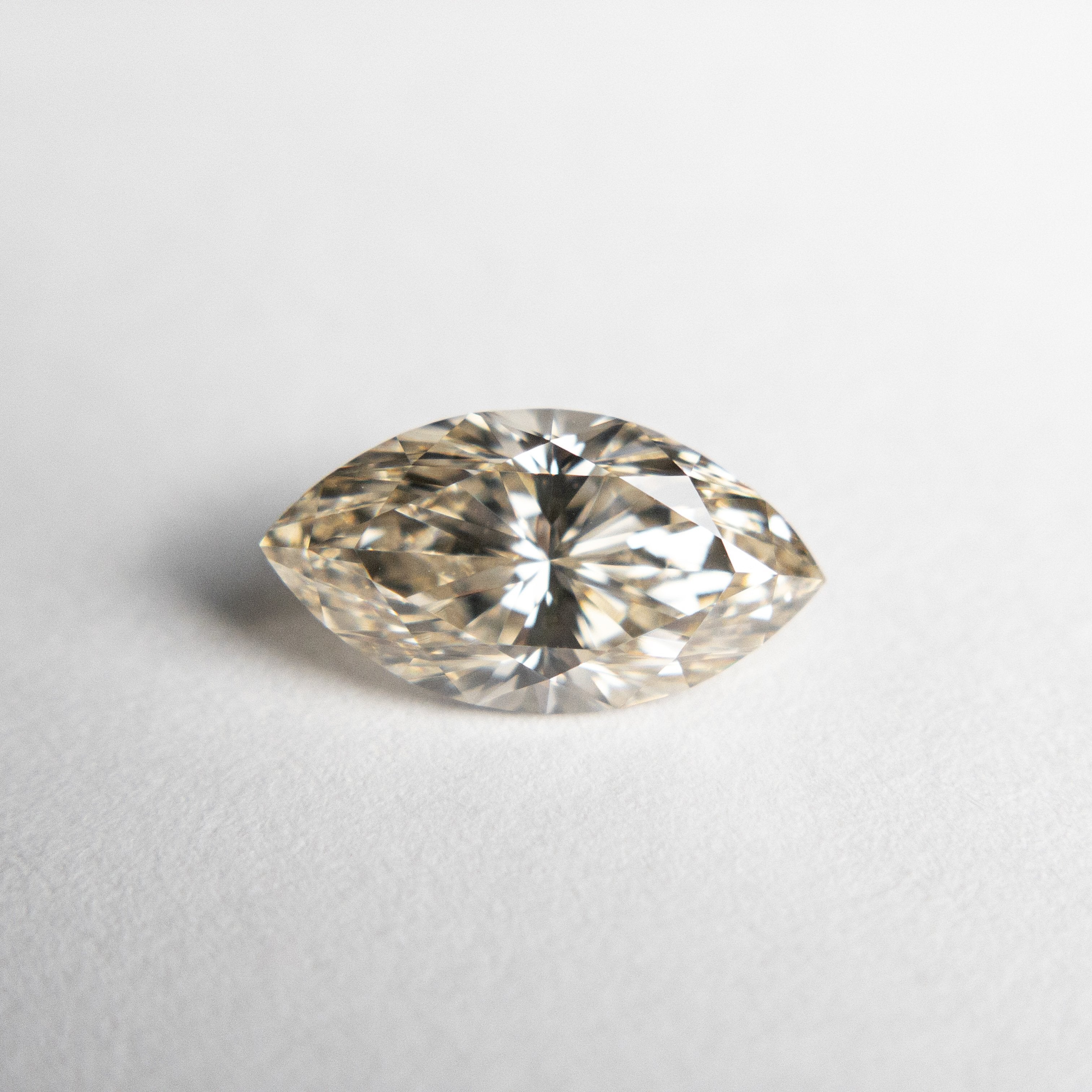 1.07ct 9.61x5.16x3.56mm Champagne Marquise Brilliant 18548-01 hold D1913