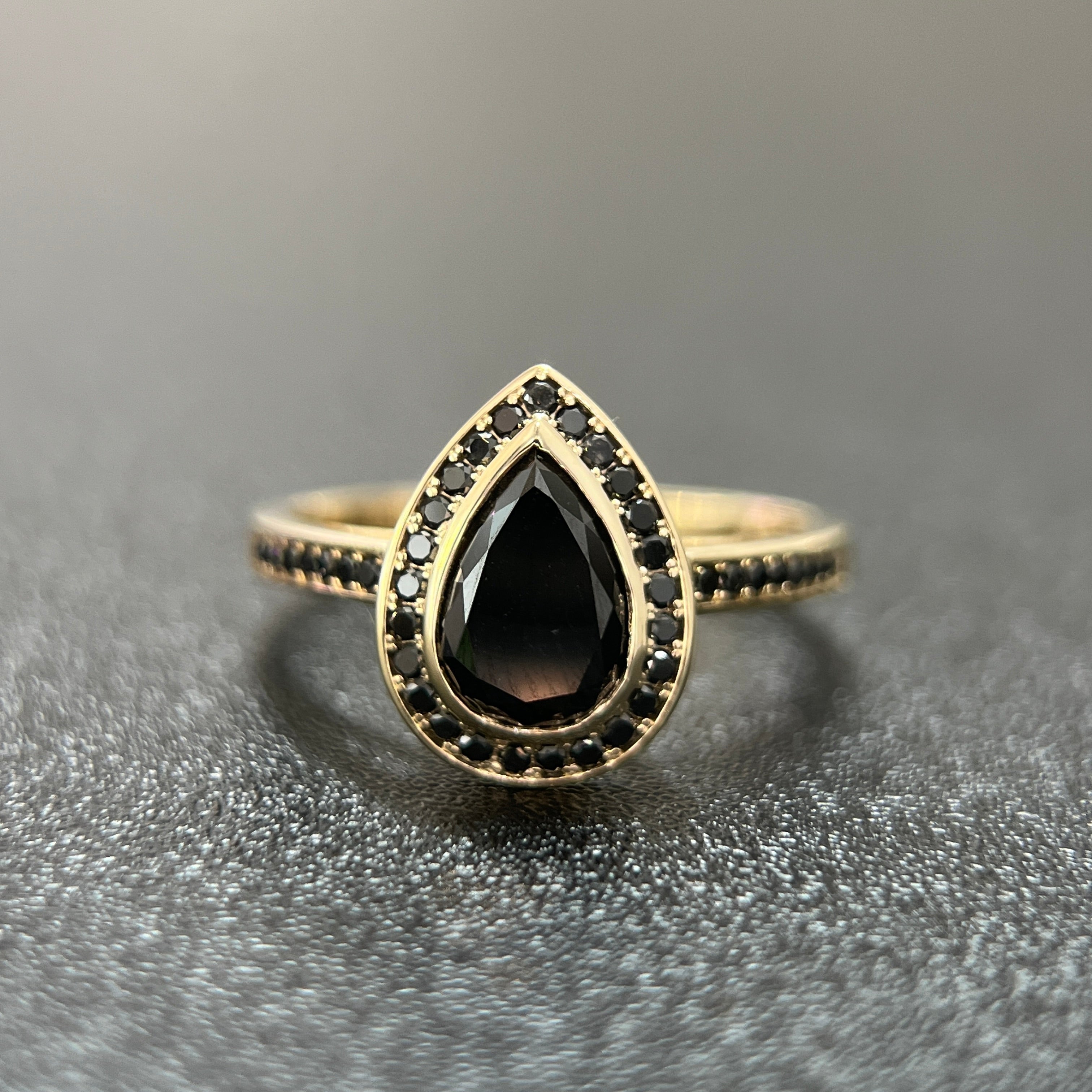 Pear Halo Ring - Bezel Set