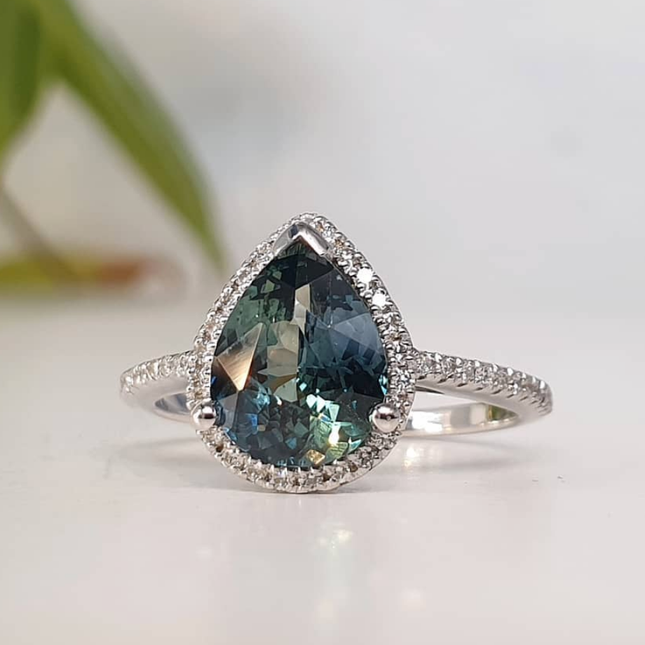 Pear Halo Ring