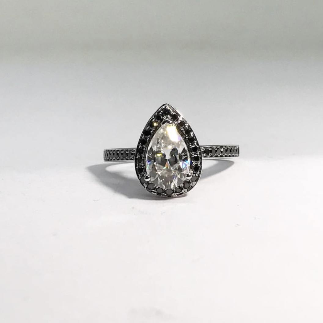 pear-halo-diamond-engagement-ring-bridal-set-black-diamond-accents