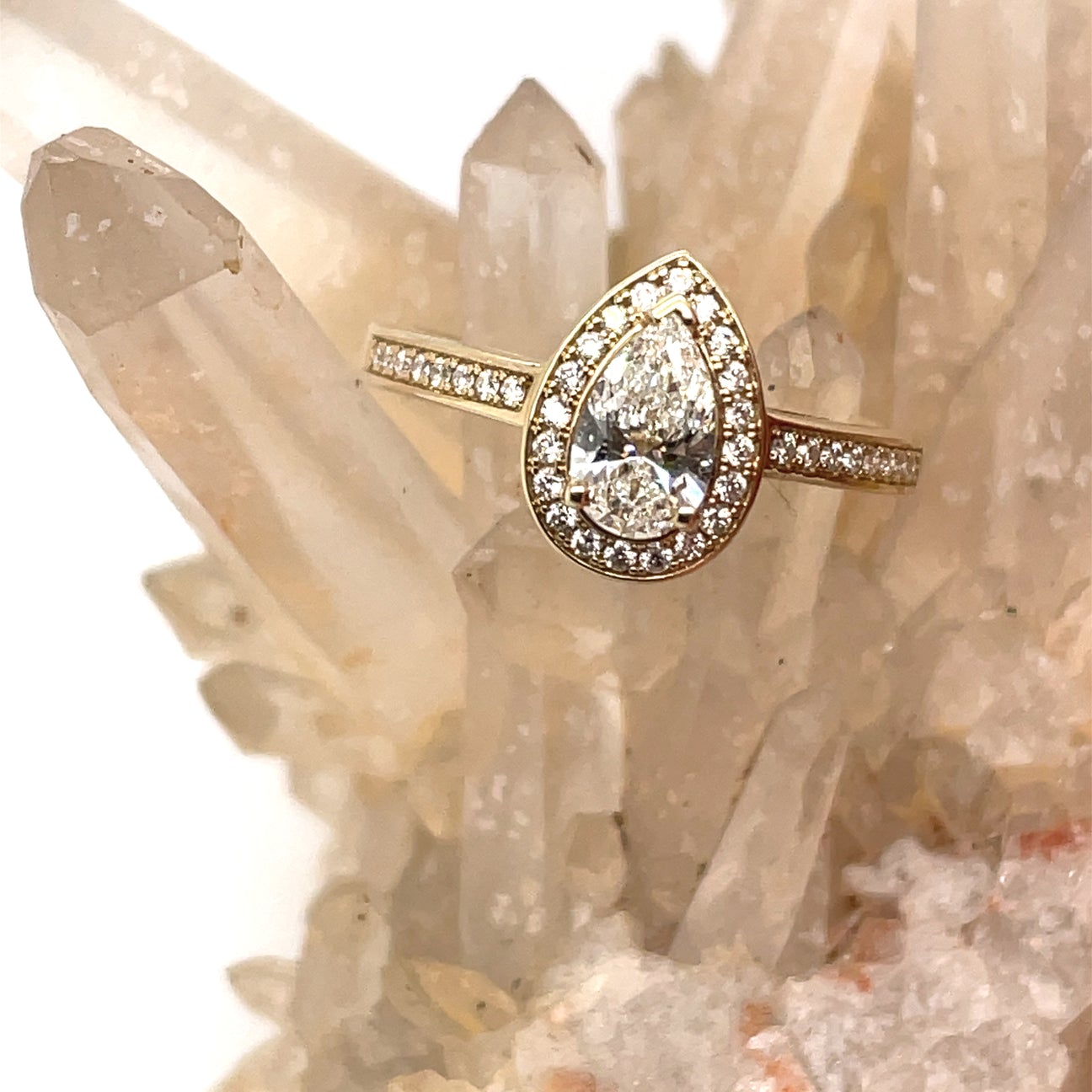 Ethical Gifts Australia: Your eco-friendly, *sparkly* guide to sustainable gifting this season