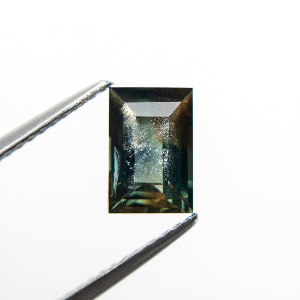 1.65ct 7.82x5.27x3.70mm Rectangle Step Cut Sapphire 21984-01