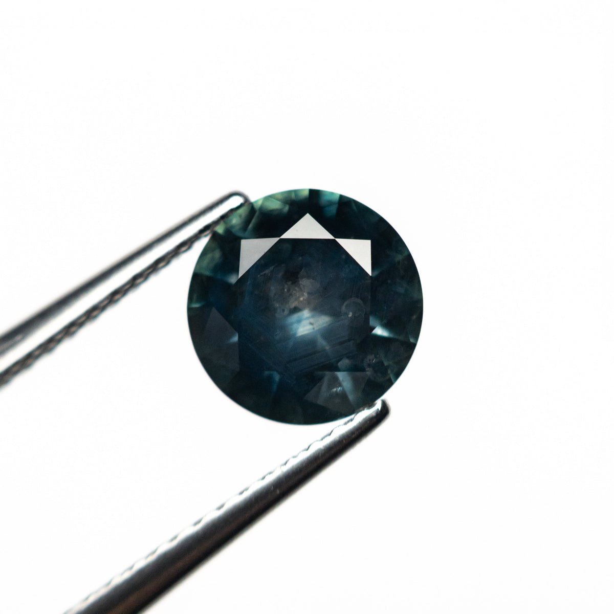 1.63ct 7.30x7.27x4.29mm Round Brilliant Sapphire 26524-26