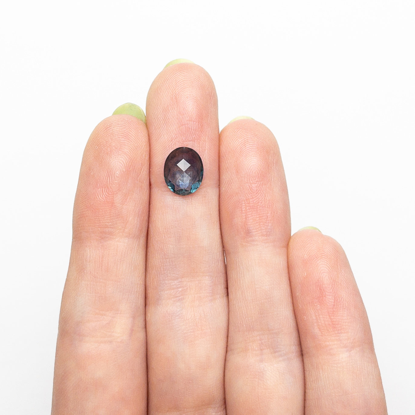 1.75ct 8.90x7.31x3.14mm Oval Rosecut Sapphire 26582-03