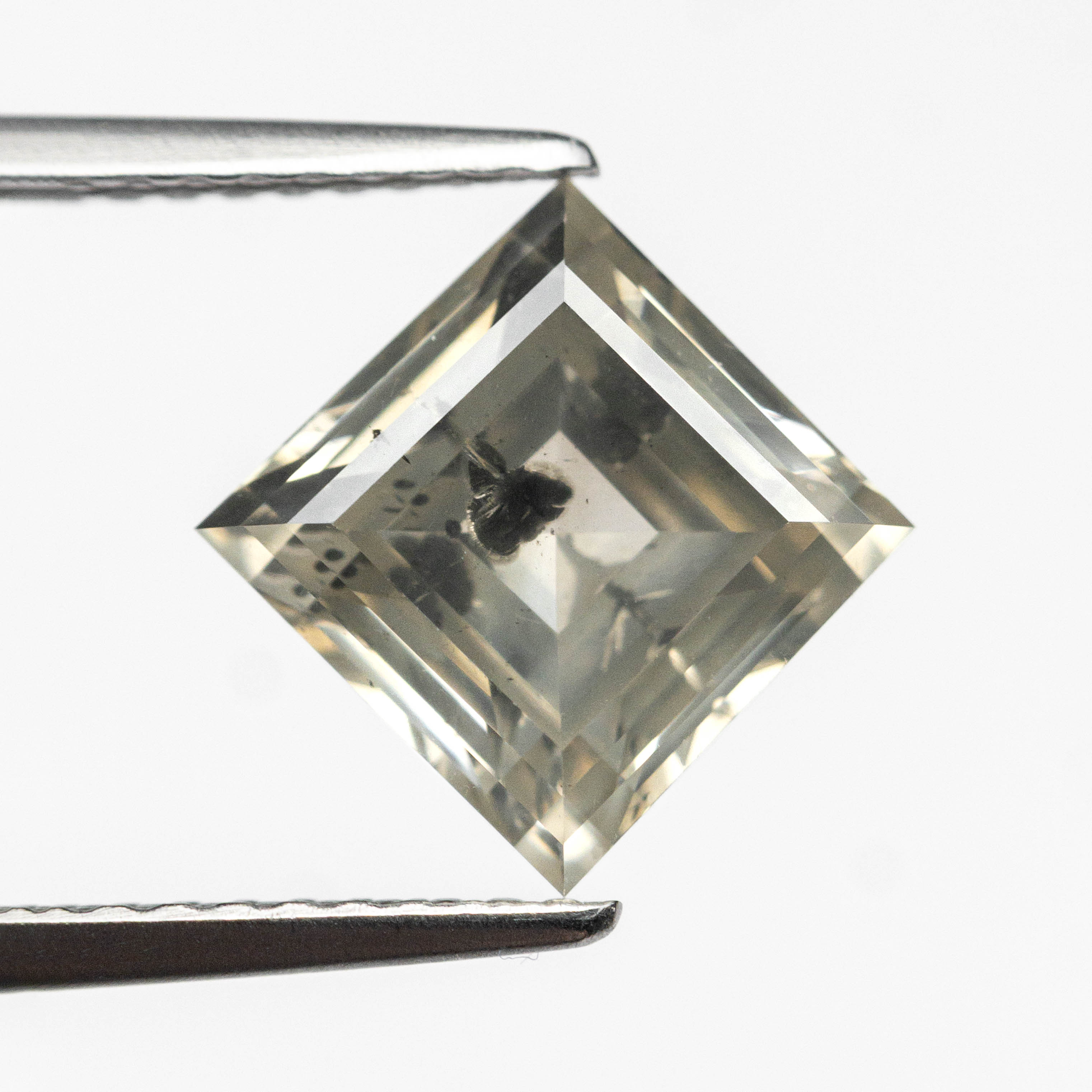 2.99ct 7.84x7.82x4.75mm Carré Step Cut 26787-37