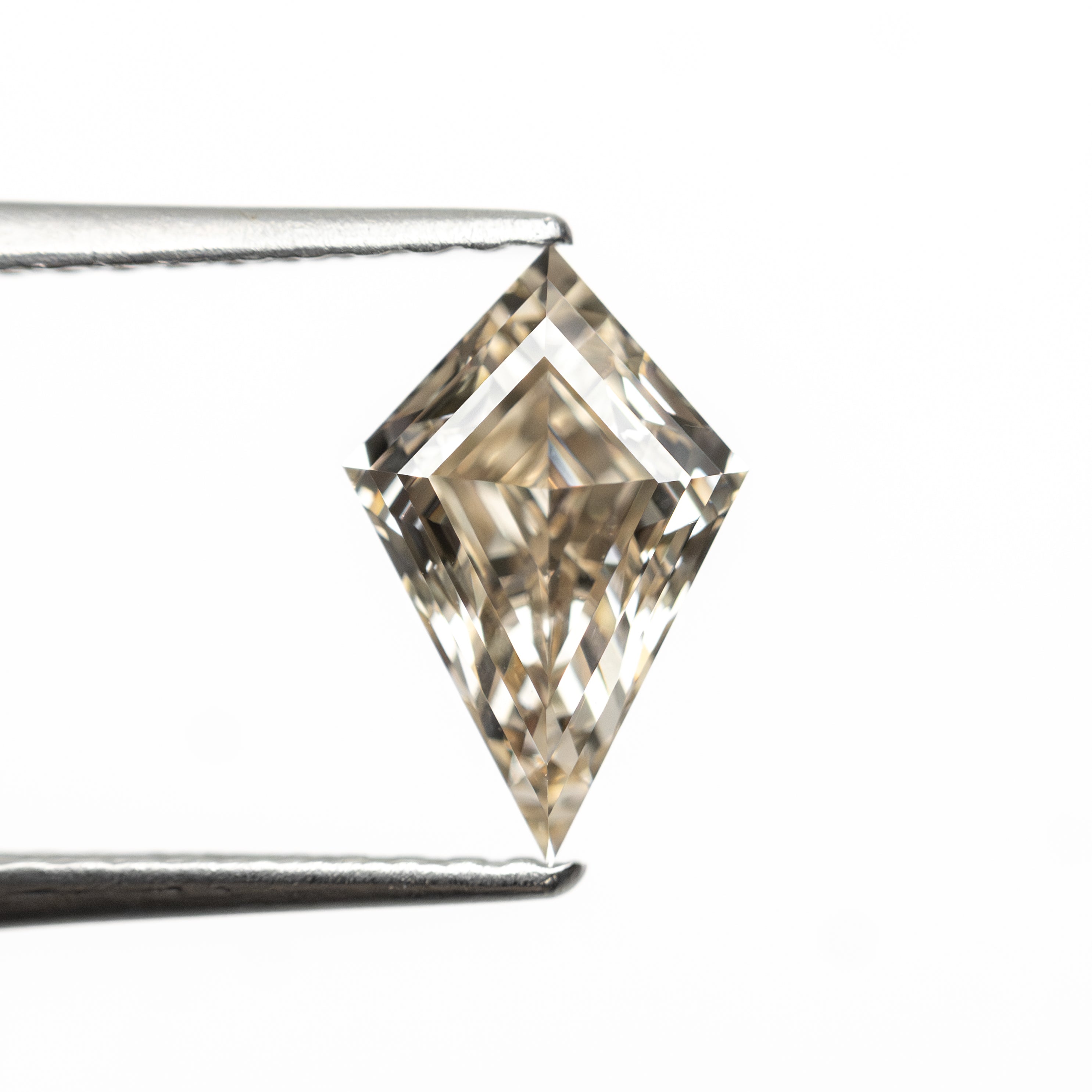 1.01ct 9.27x6.03x3.78mm VS2+ W-X Kite Step Cut 🇨🇦 27575-01