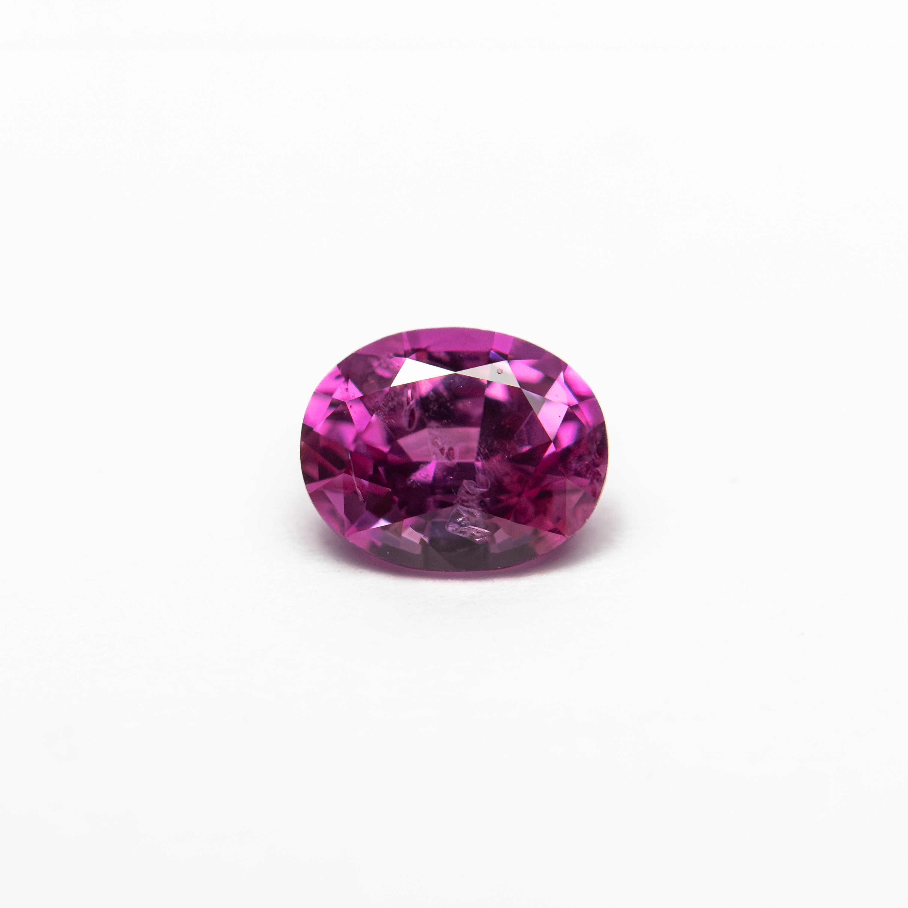 0.59ct 5.58x4.44x2.98mm Oval Brilliant Sapphire 27956-13