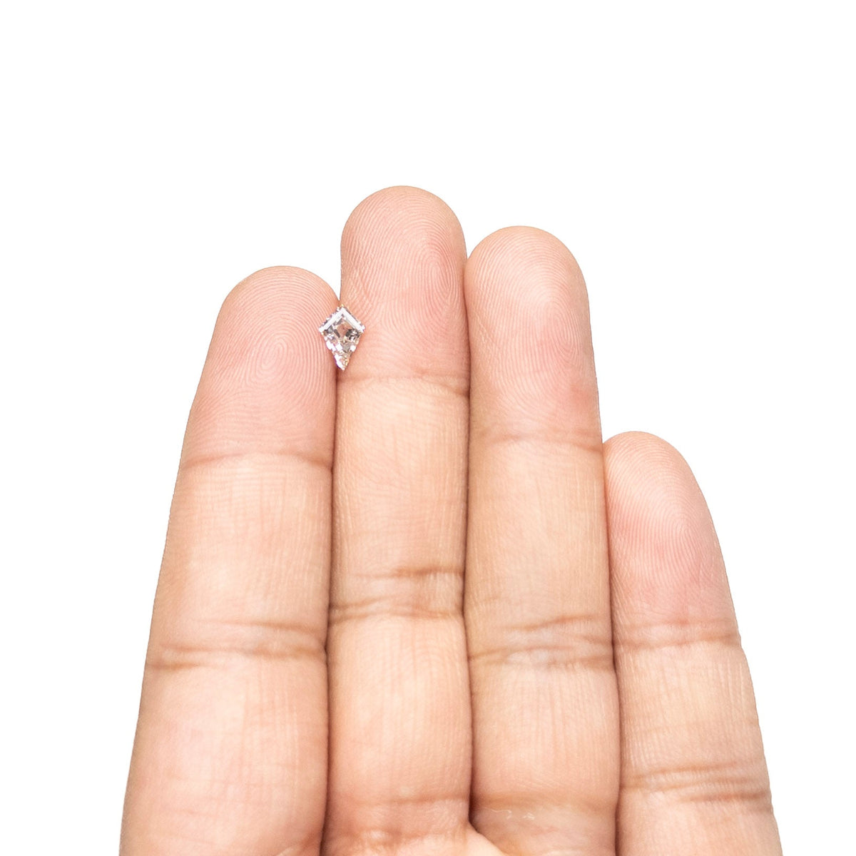 0.61ct 7.67x5.37x2.74mm Kite Step Cut 🇨🇦 28101-01
